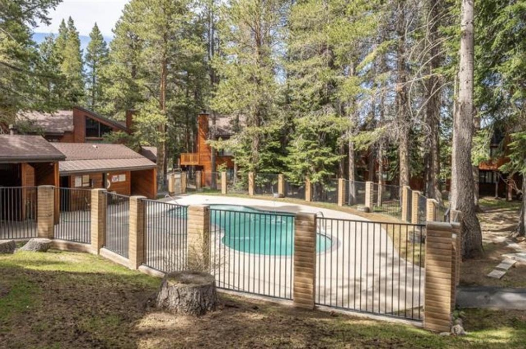 3005 Meridian Blvd #10