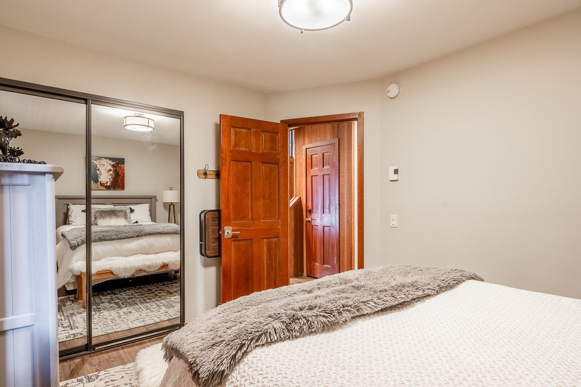 3005 Meridian Blvd #10