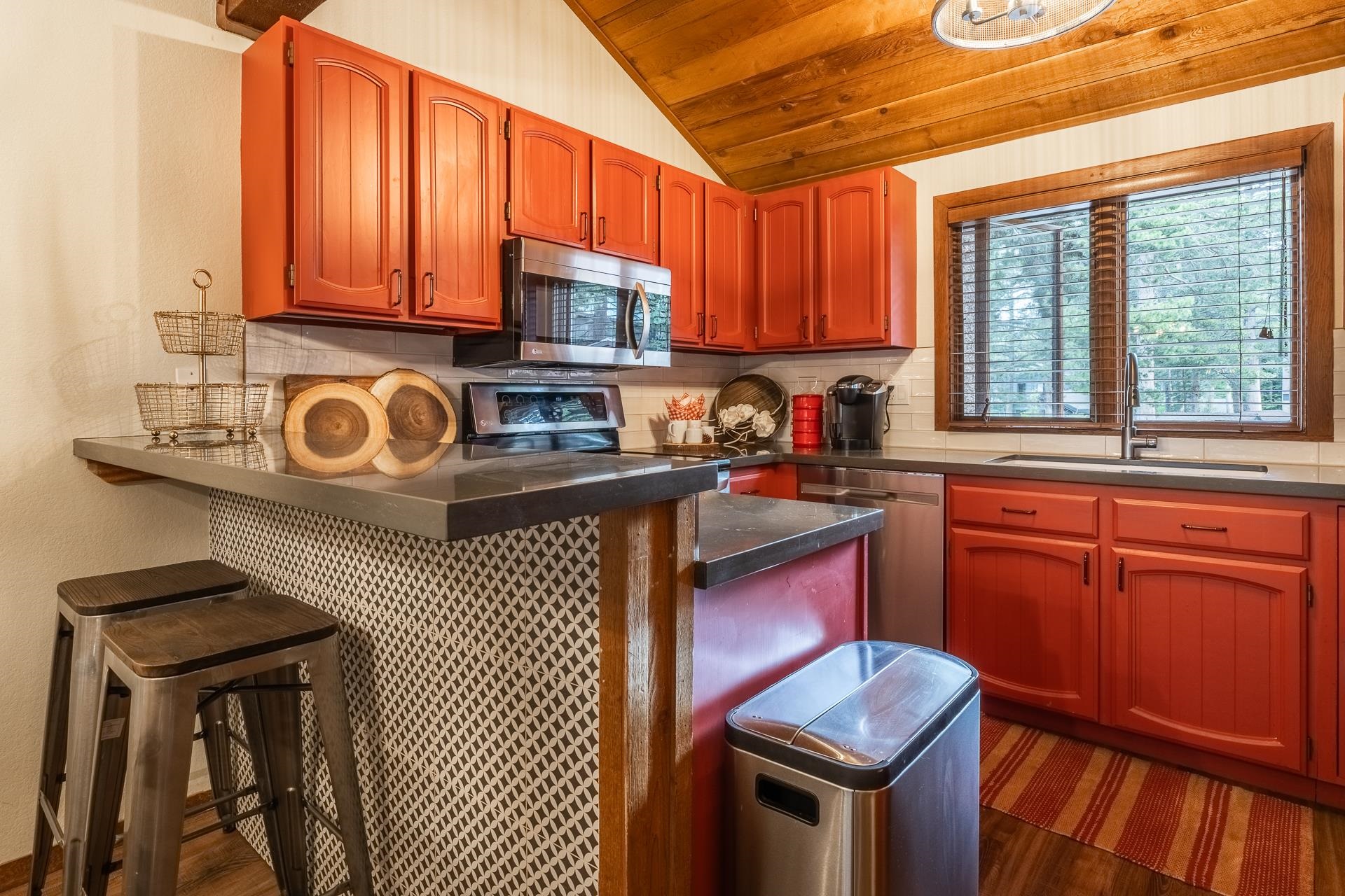 3005 Meridian Blvd #10