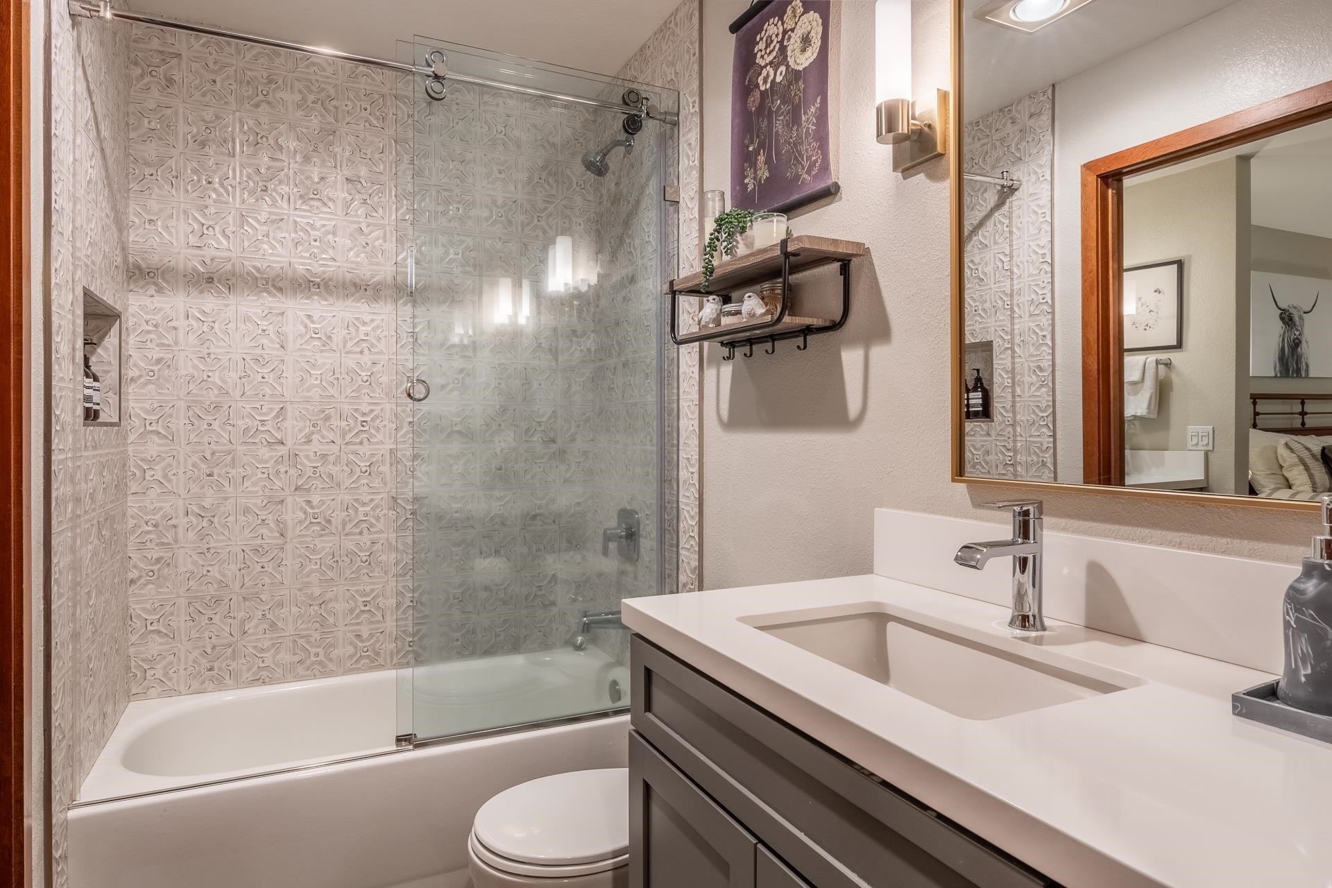 3005 Meridian Blvd #10