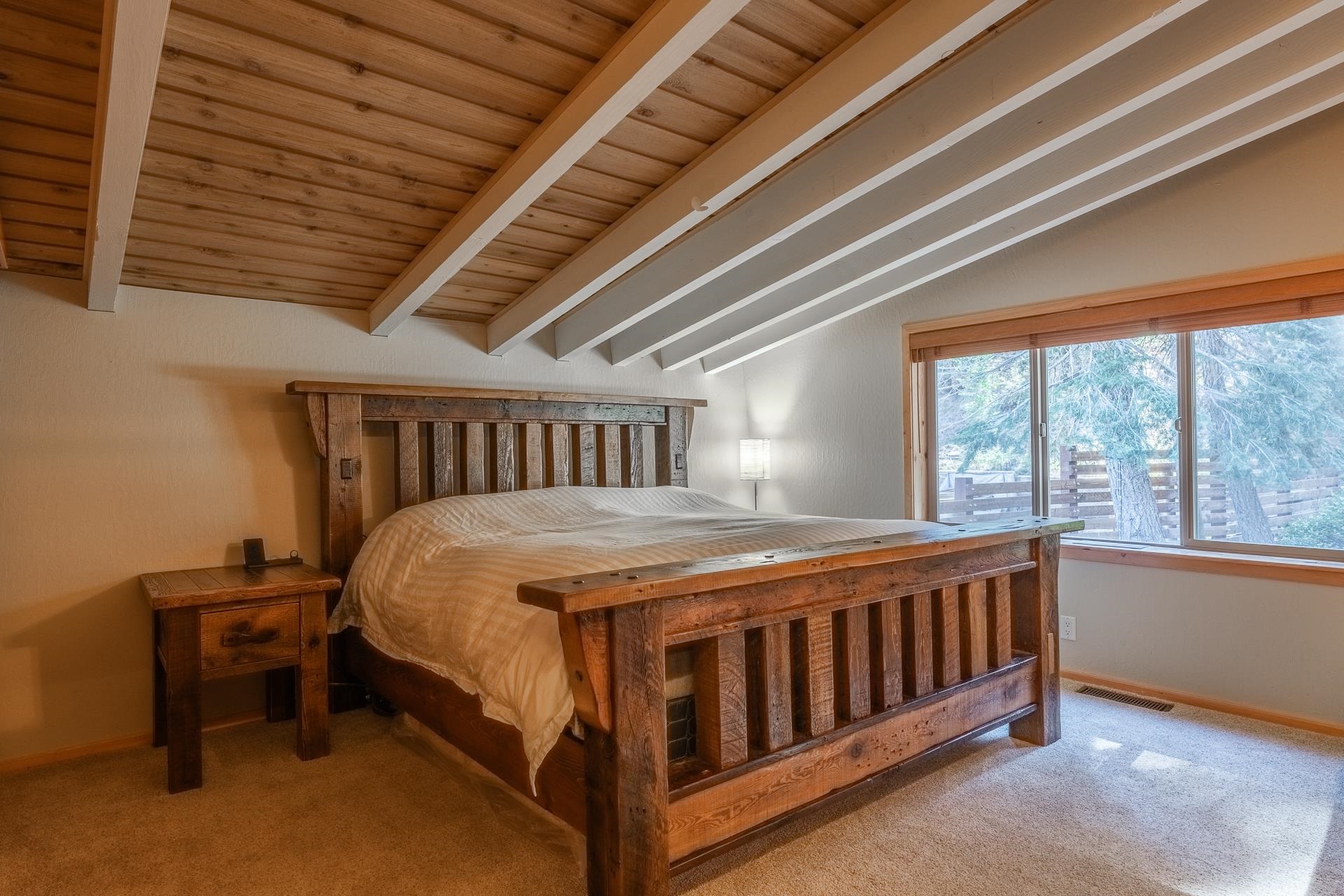 1893 Old Mammoth Road