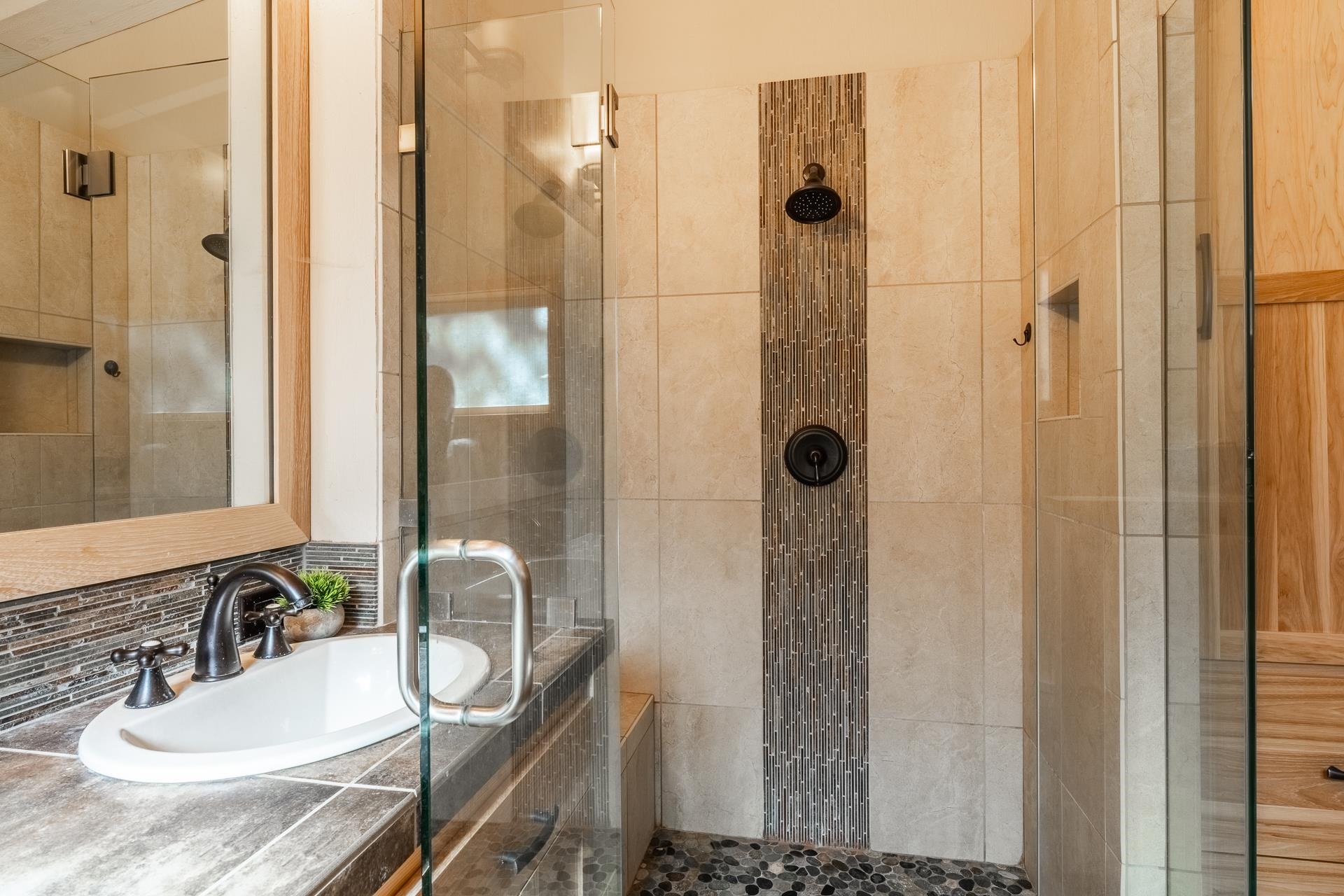 1893 Old Mammoth Road