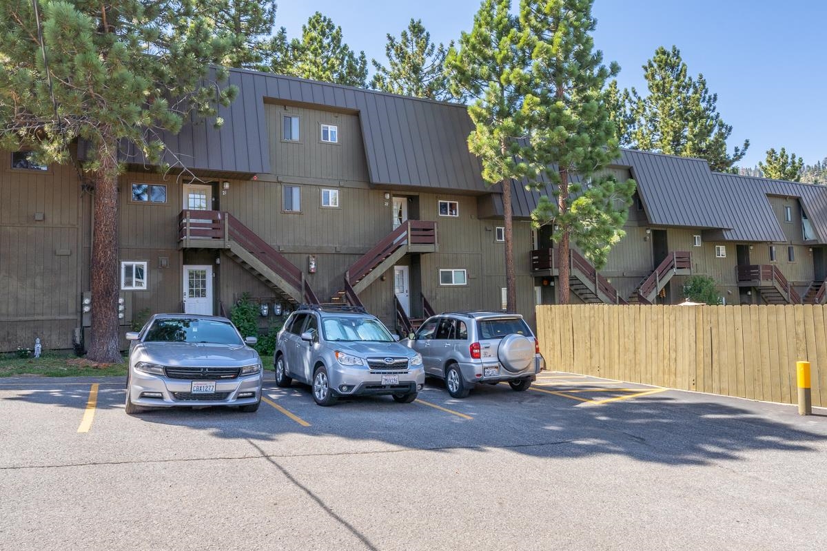 134 Laurel Mountain #22 Road Unit: Krystal Villa West #22