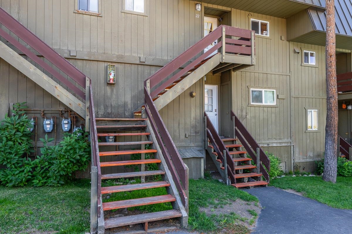 134 Laurel Mountain #22 Road Unit: Krystal Villa West #22