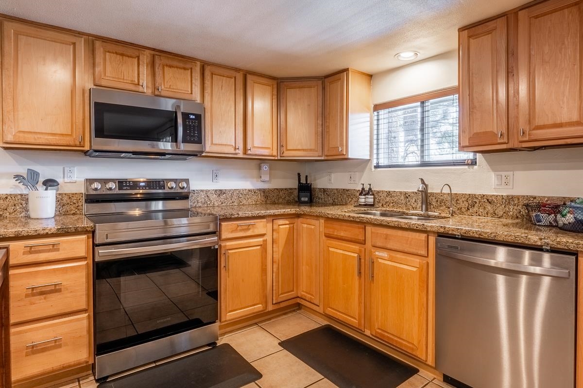 134 Laurel Mountain #22 Road Unit: Krystal Villa West #22