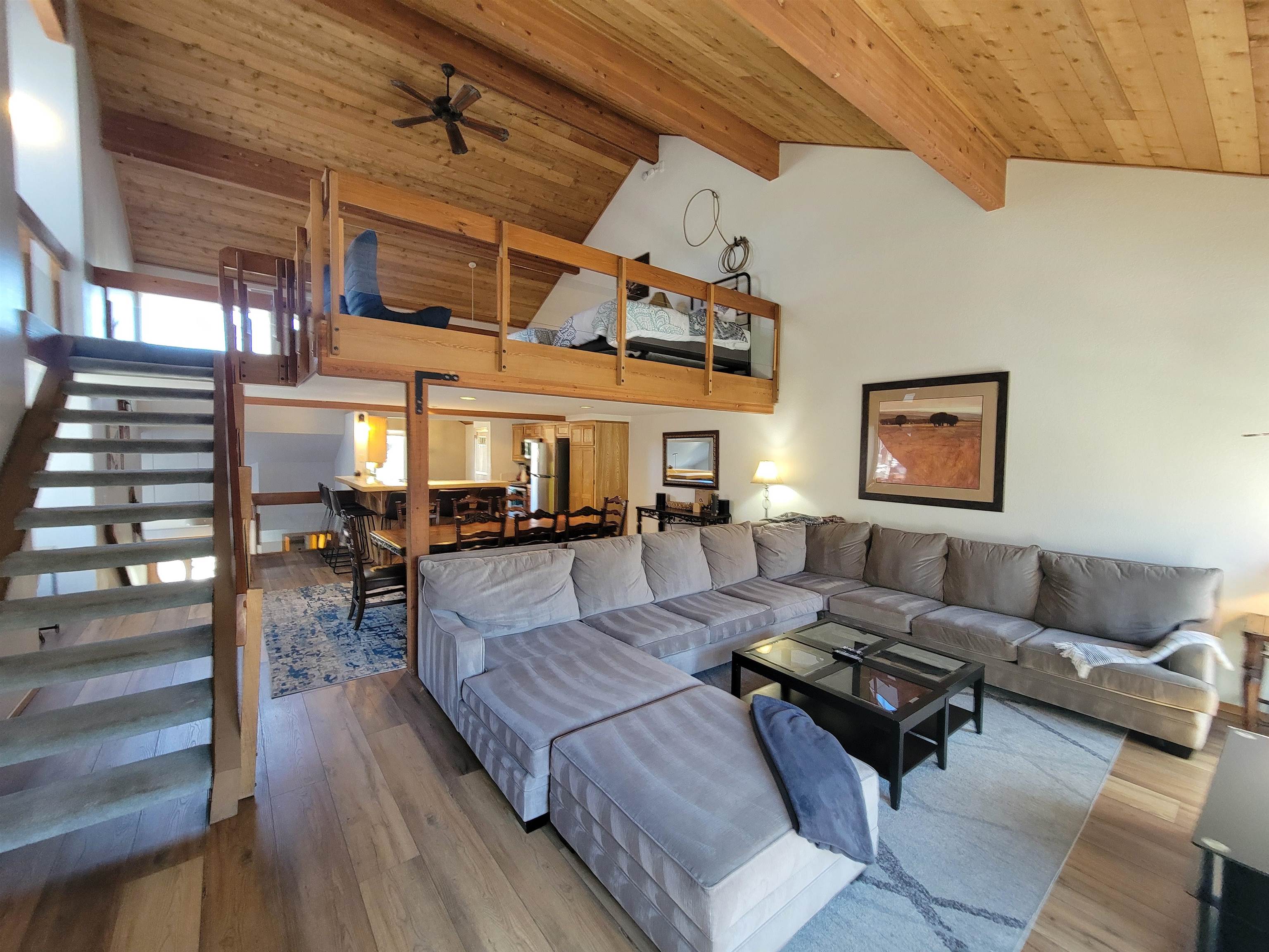 529 Golden Creek Road Unit: Snowcreek IV #529