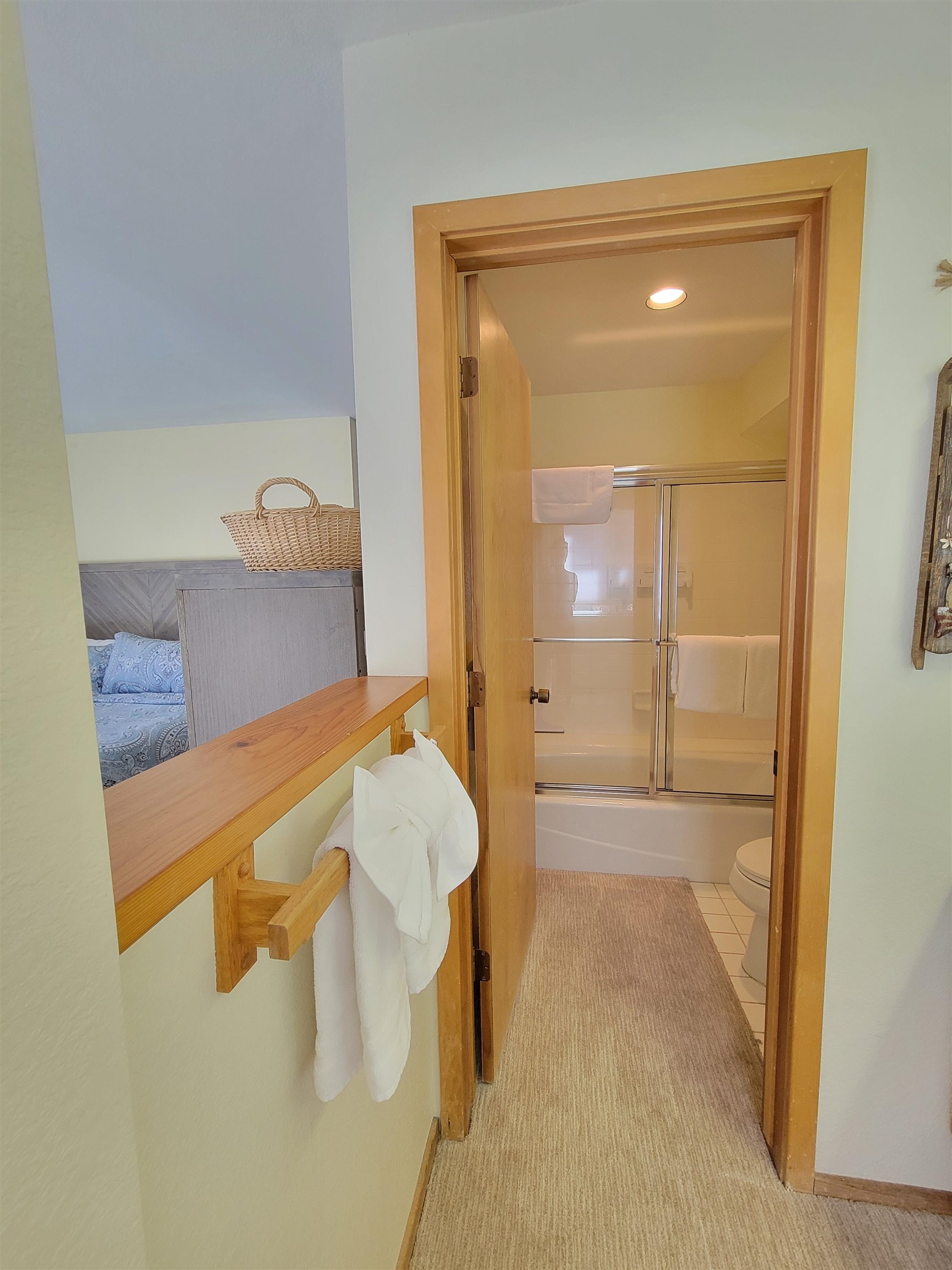 529 Golden Creek Road Unit: Snowcreek IV #529