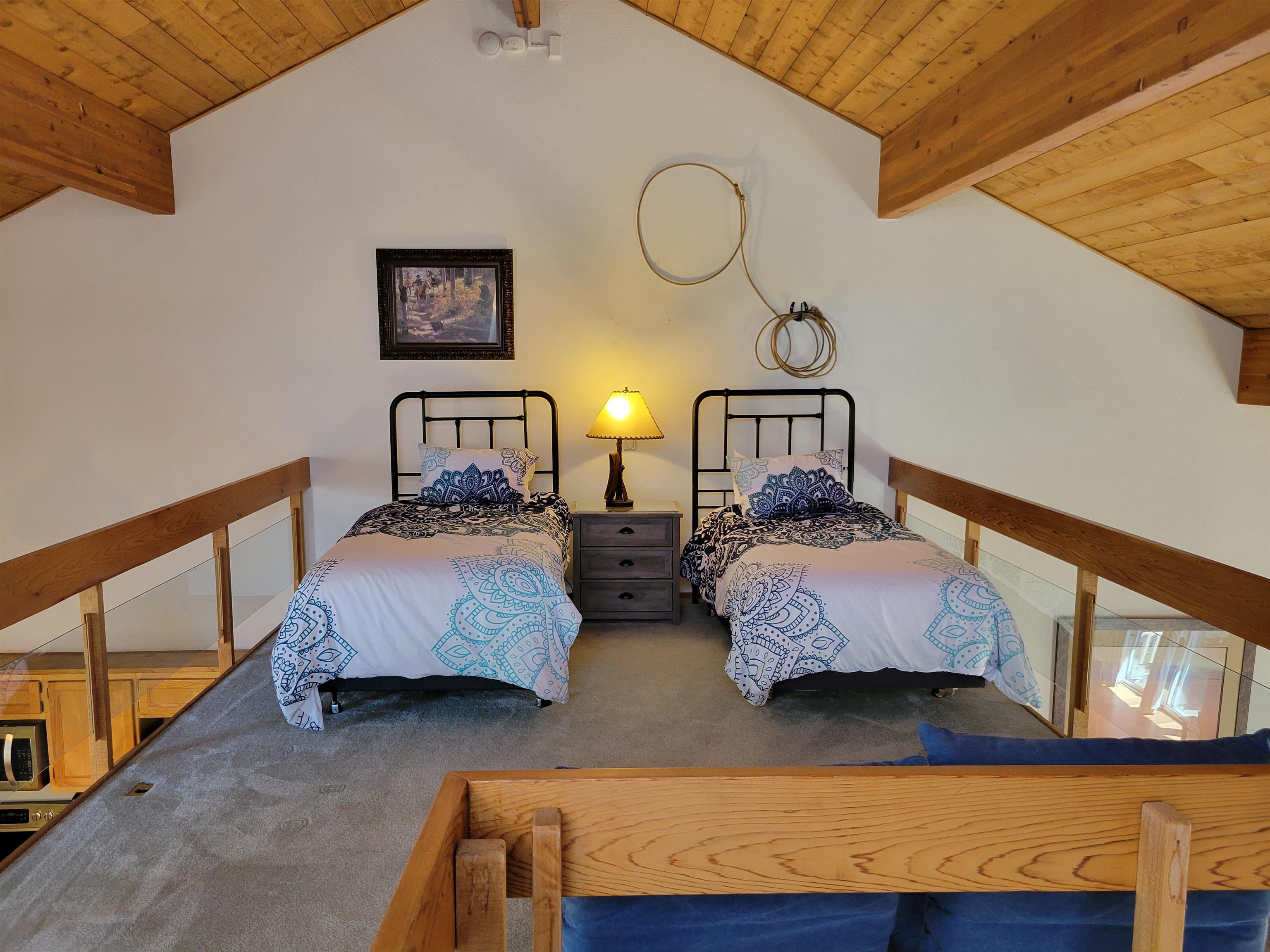 529 Golden Creek Road Unit: Snowcreek IV #529