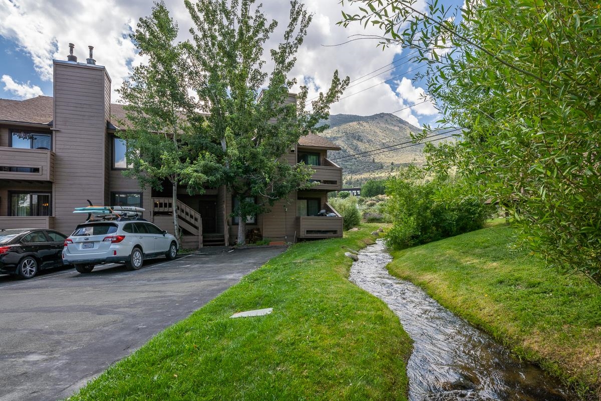 48 Aspen Terrace #10