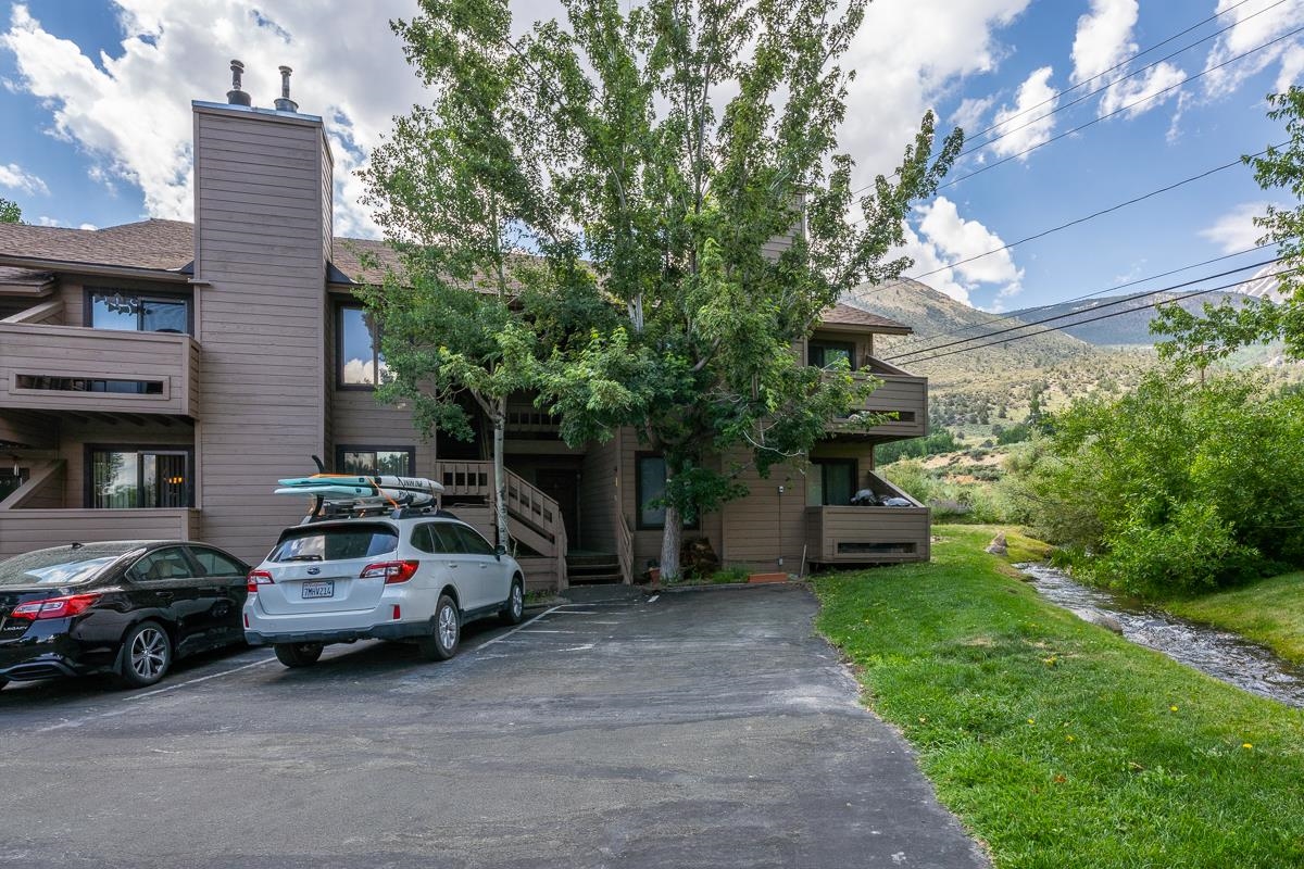 48 Aspen Terrace #10