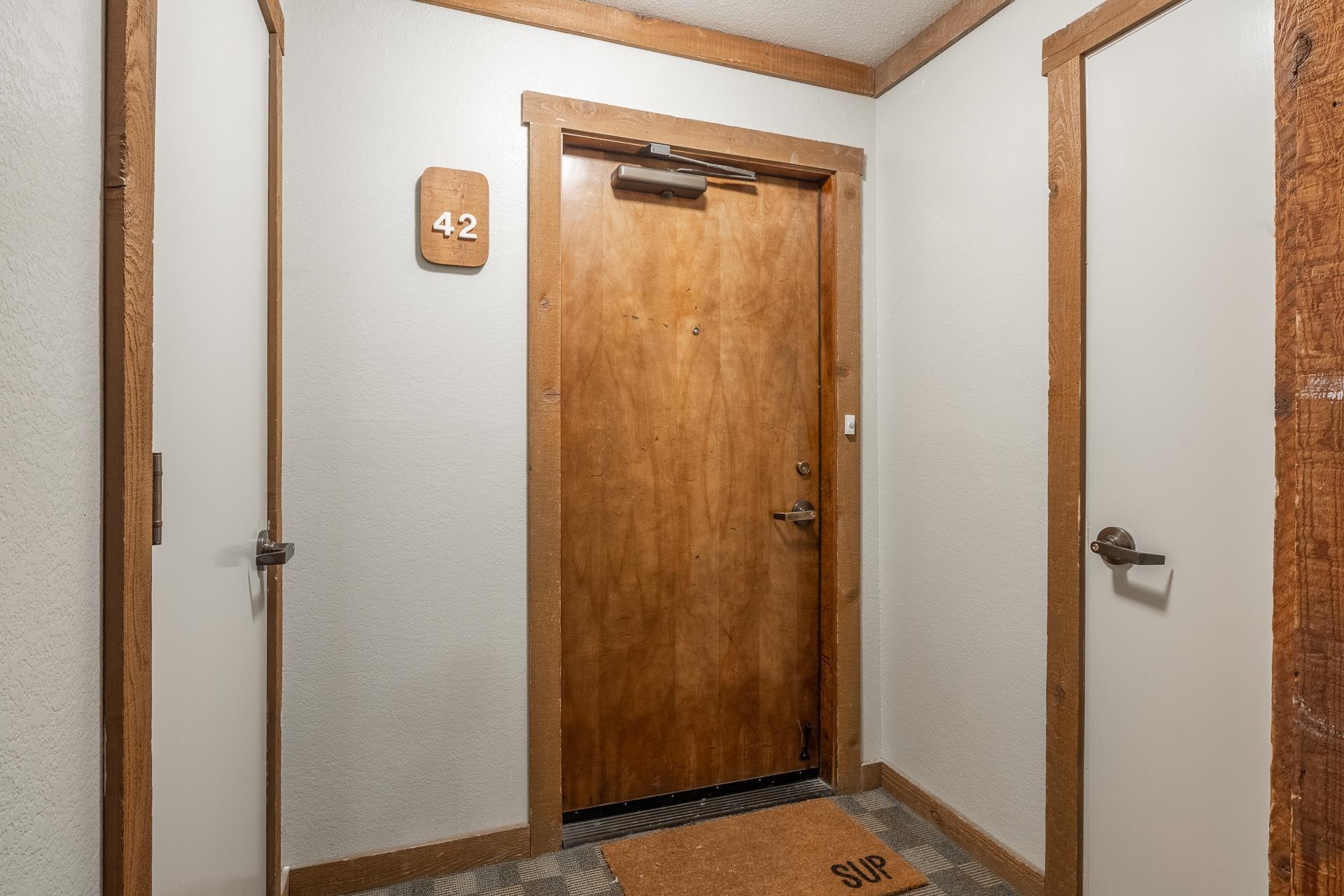 435 Lakeview #42 Drive Unit: Mountainback #42