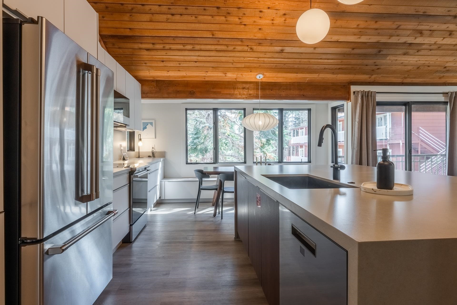 435 Lakeview #42 Drive Unit: Mountainback #42