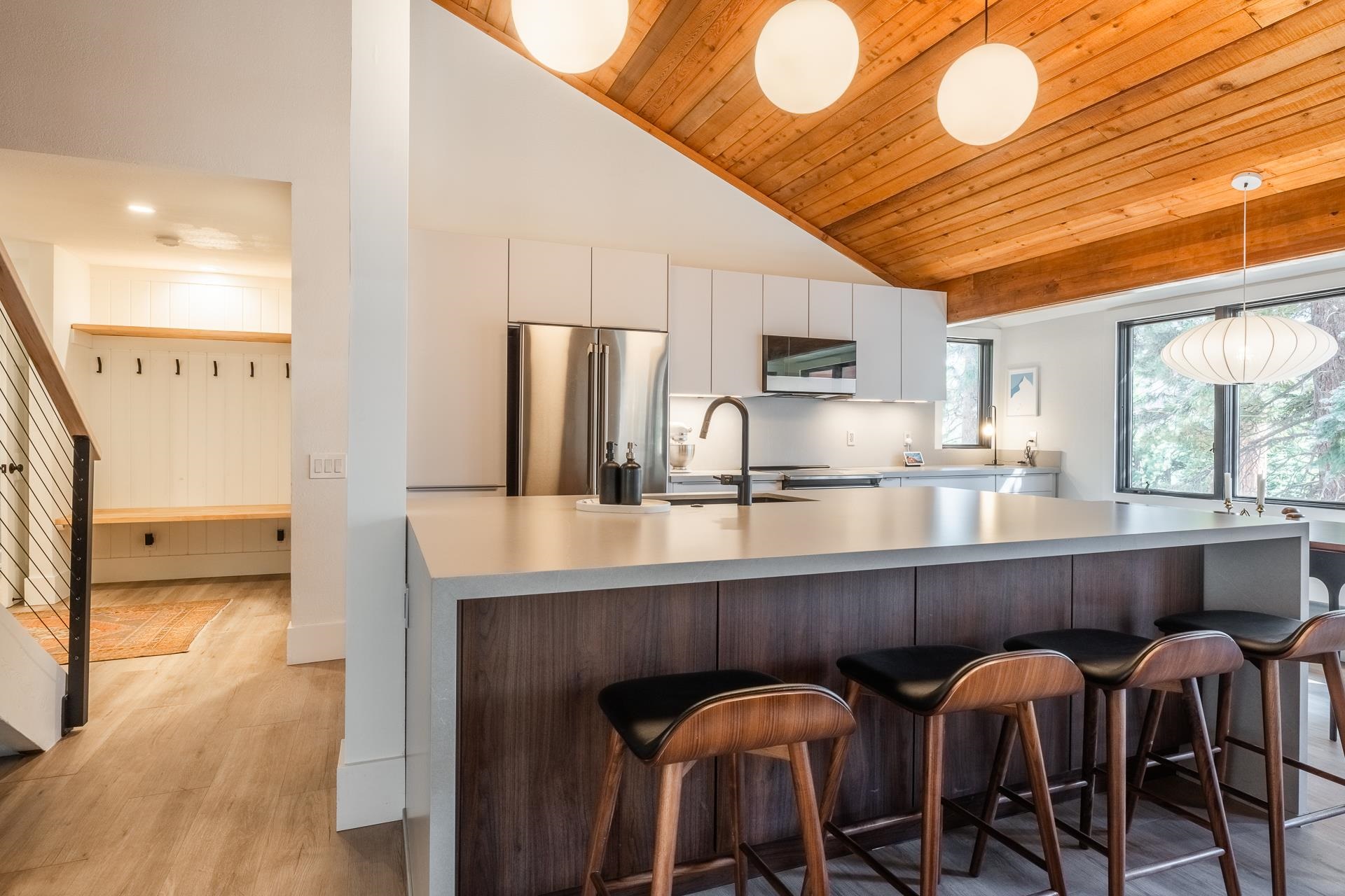 435 Lakeview #42 Drive Unit: Mountainback #42