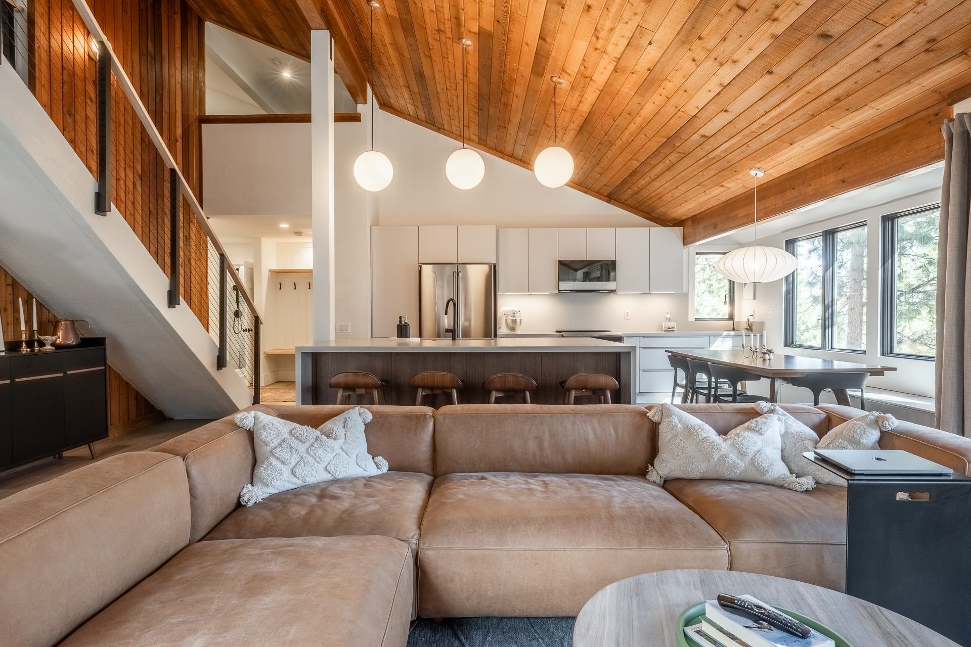 435 Lakeview #42 Drive Unit: Mountainback #42