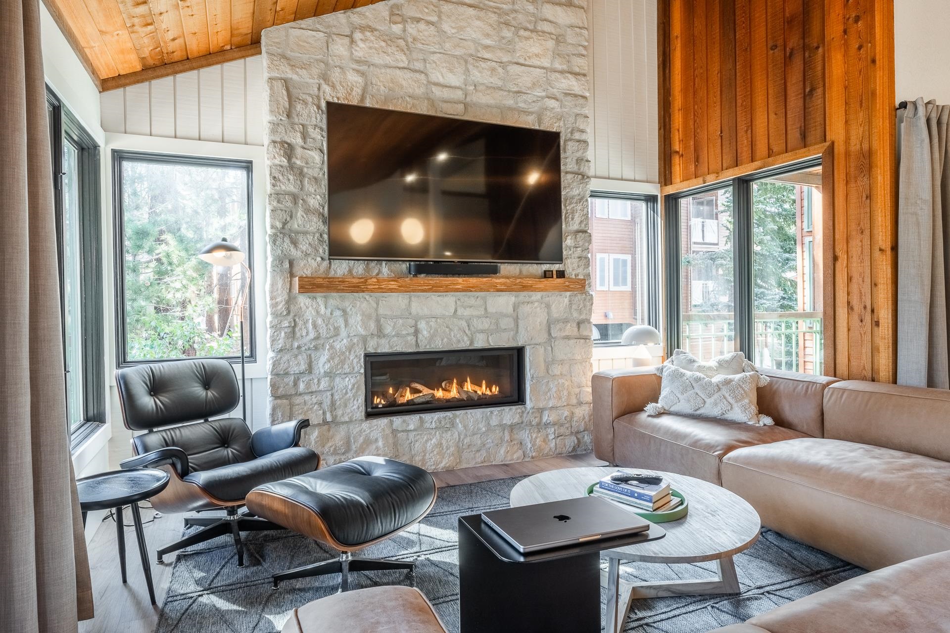 435 Lakeview #42 Drive Unit: Mountainback #42