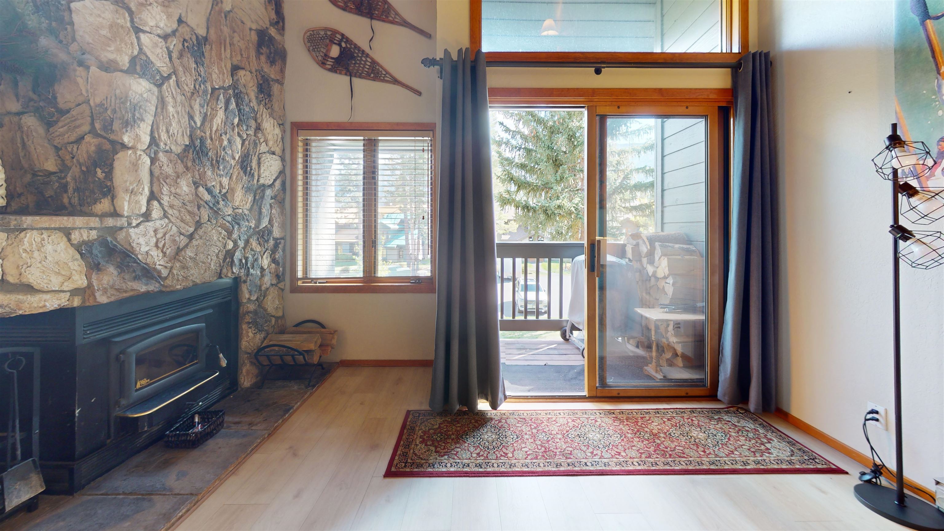 469 Snowcreek Road Unit: Snowcreek III #469