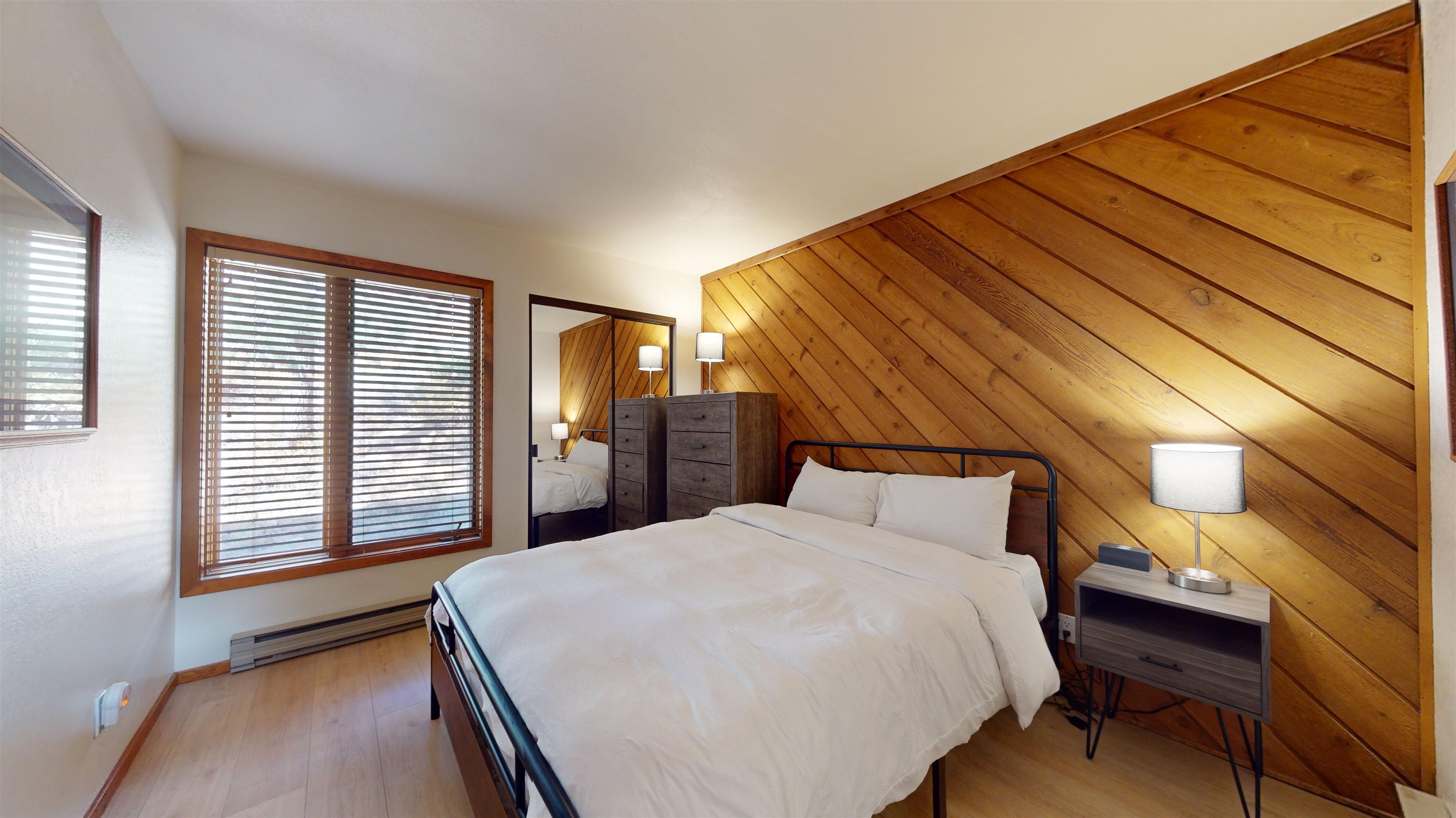 469 Snowcreek Road Unit: Snowcreek III #469