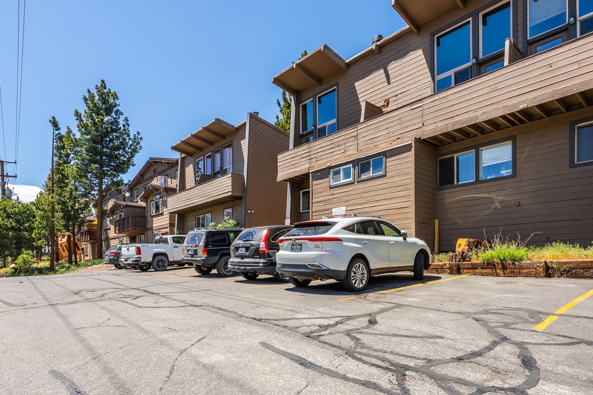 3590 Main St #14 Unit: Nordica #14