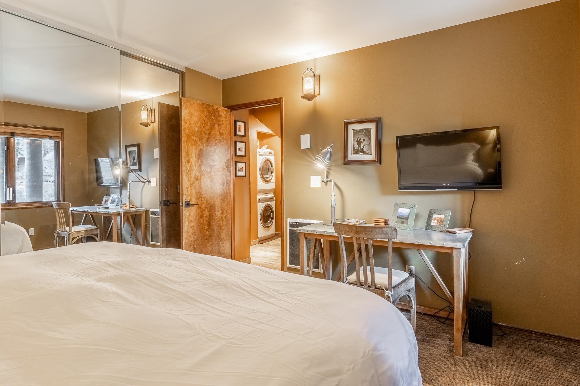 145 Canyon Blvd #11N