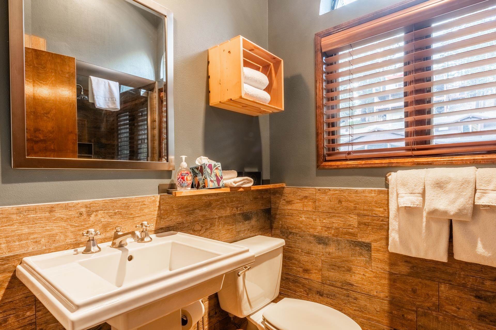 145 Canyon Blvd #11N