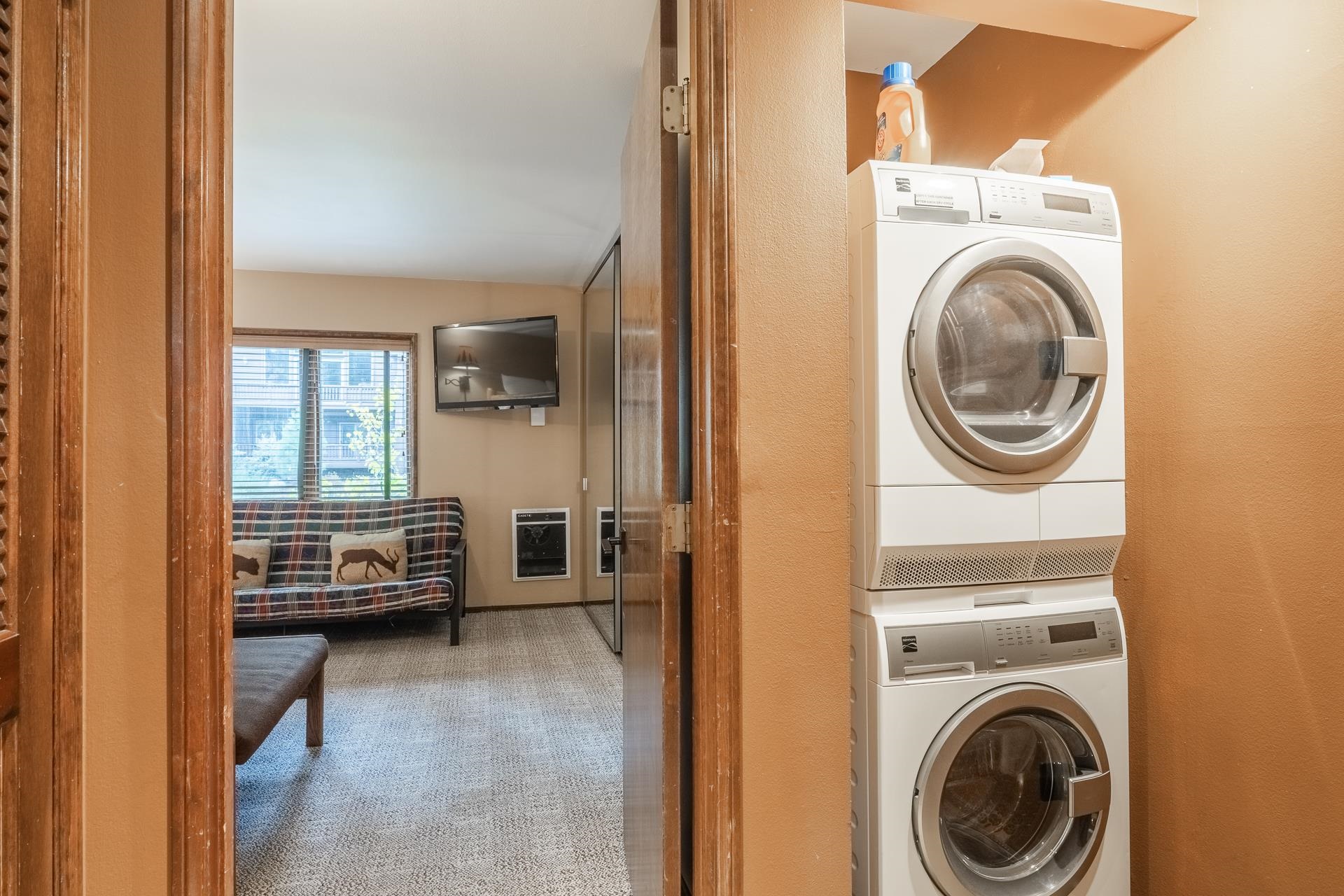 145 Canyon Blvd #11N