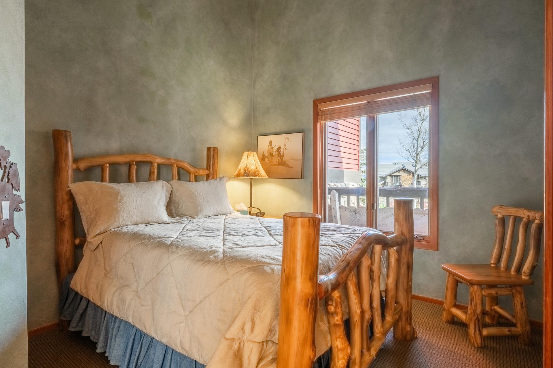 747 Fairway Circle Unit: Snowcreek V #747