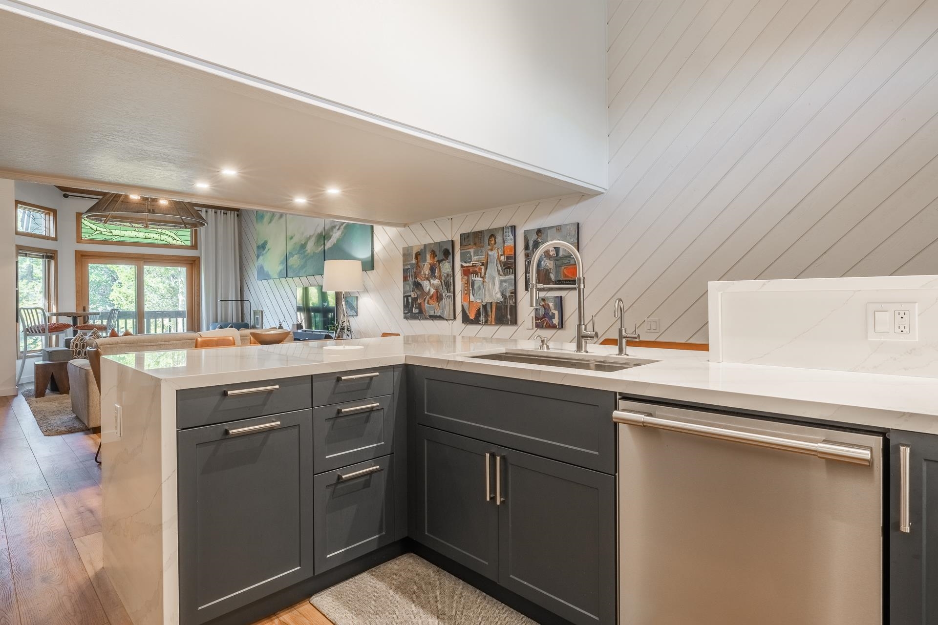 446 Snowcreek Rd Unit: Snowcreek 446