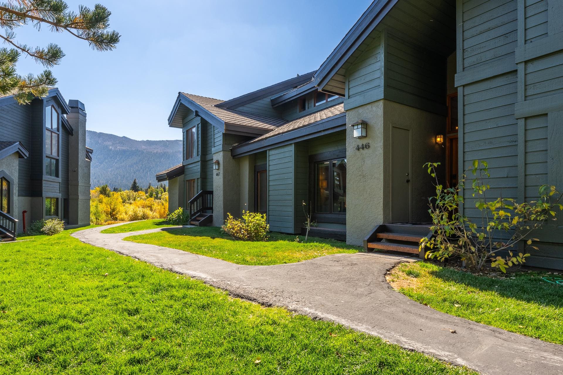 446 Snowcreek Rd Unit: Snowcreek 446