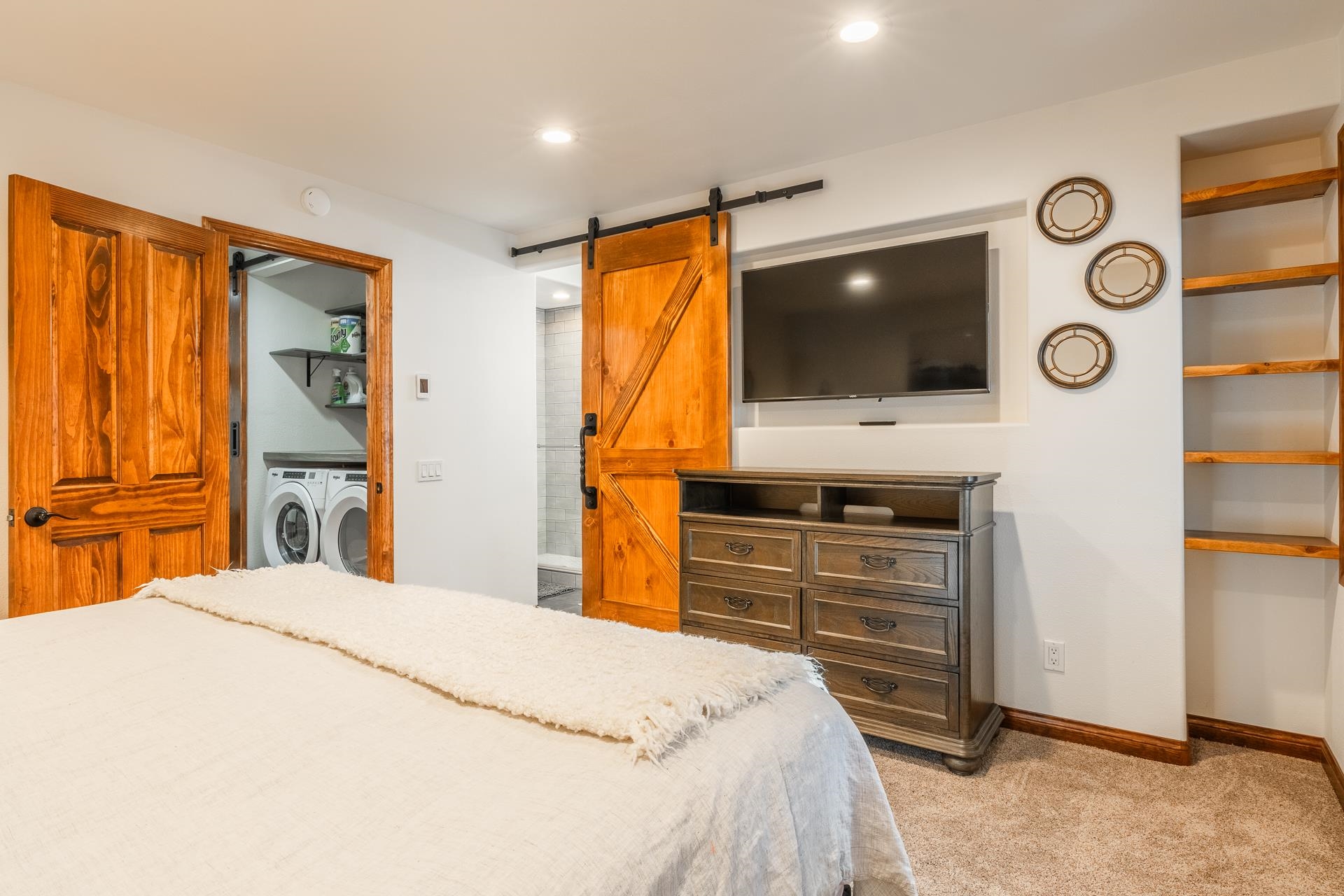 2112 Meridian Blvd Unit: 20