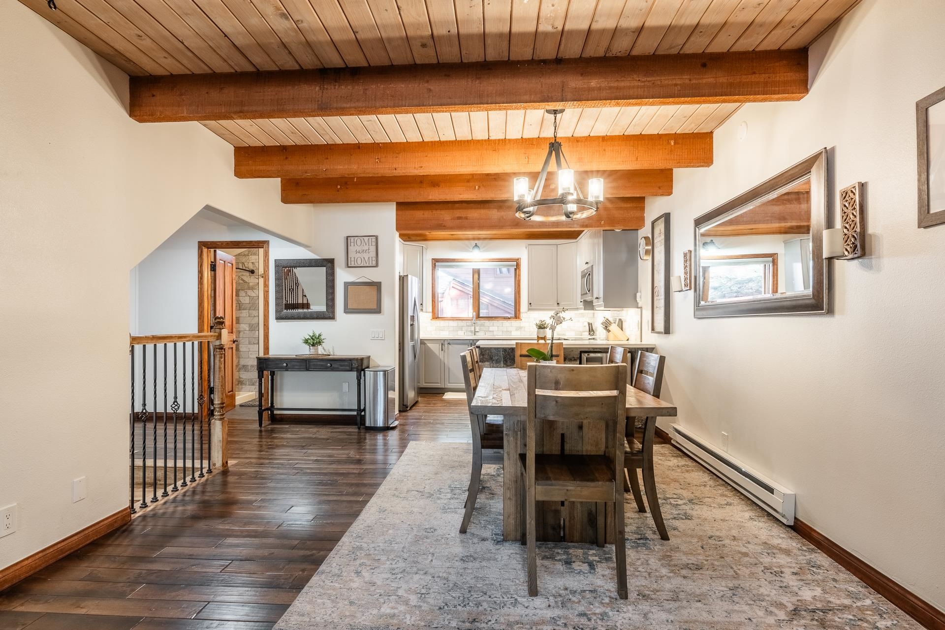 2112 Meridian Blvd Unit: 20