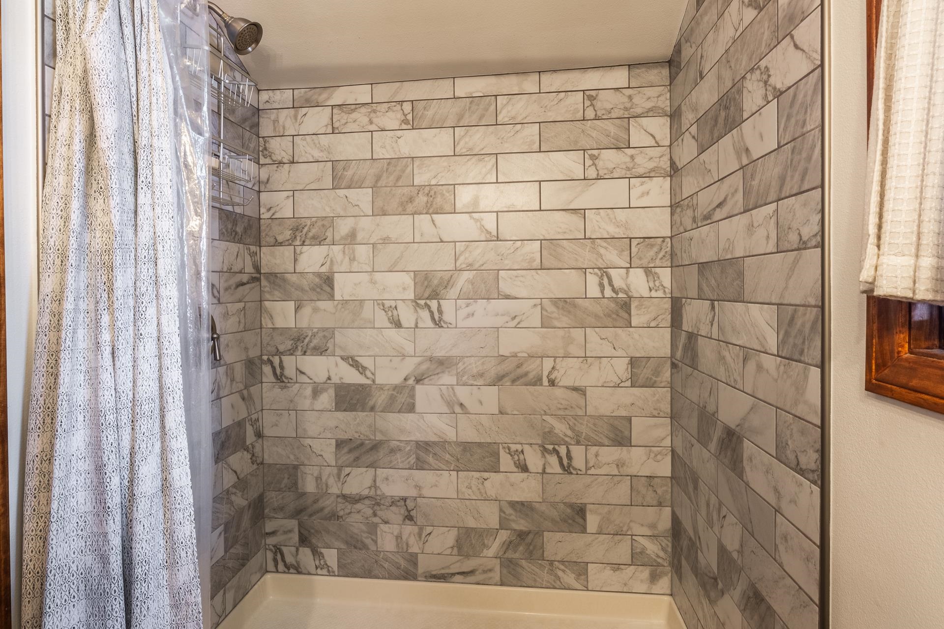 2112 Meridian Blvd Unit: 20