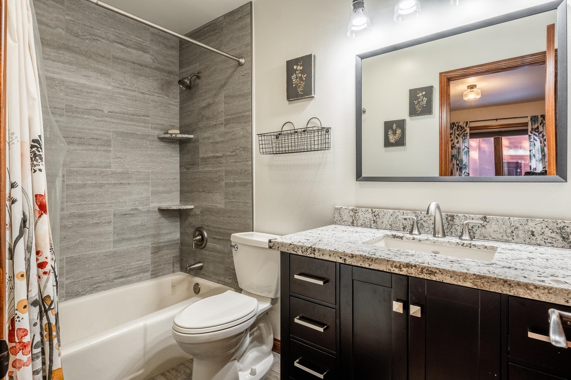 2112 Meridian Blvd Unit: 20