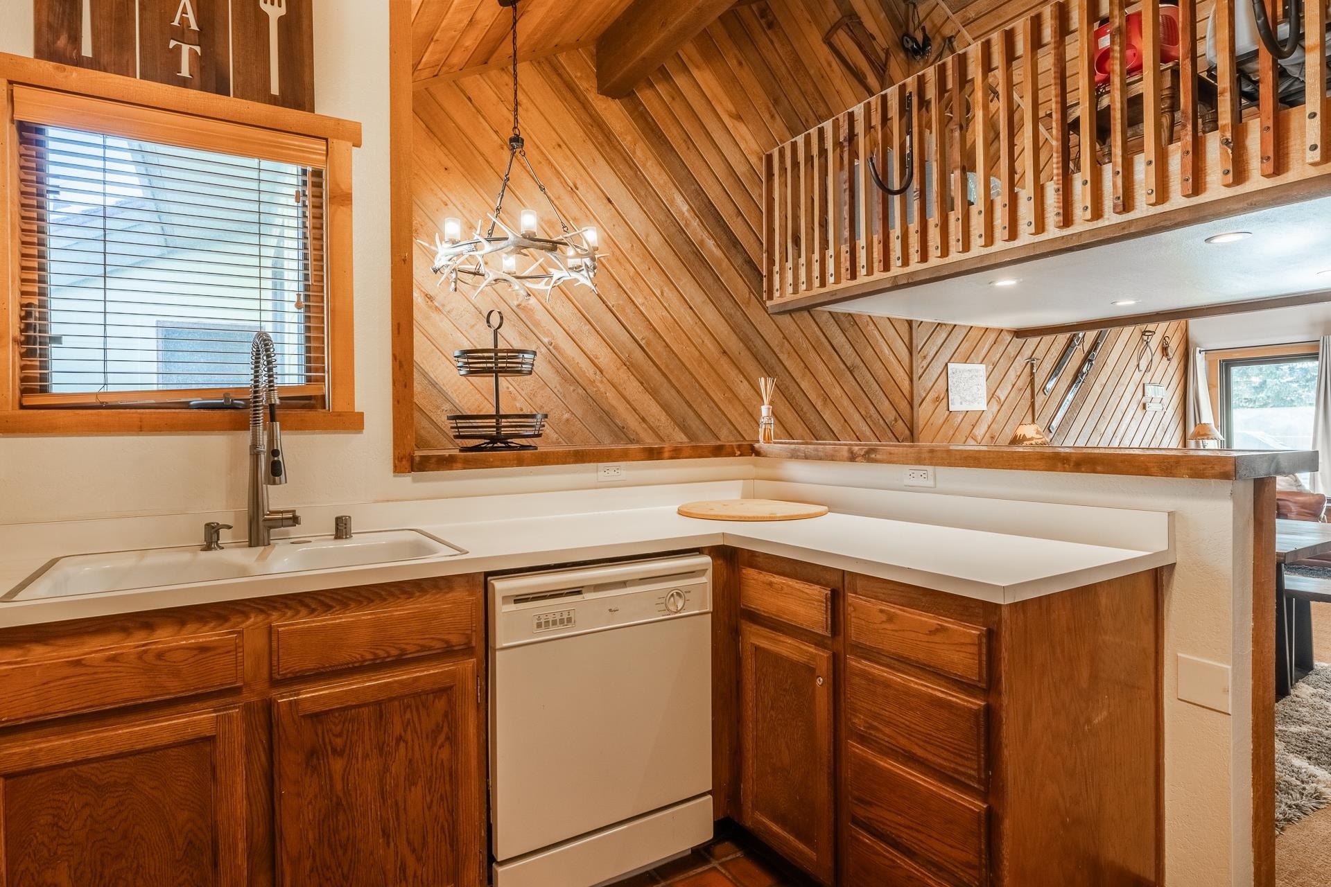 239 Solitude Unit: Snowcreek II #239