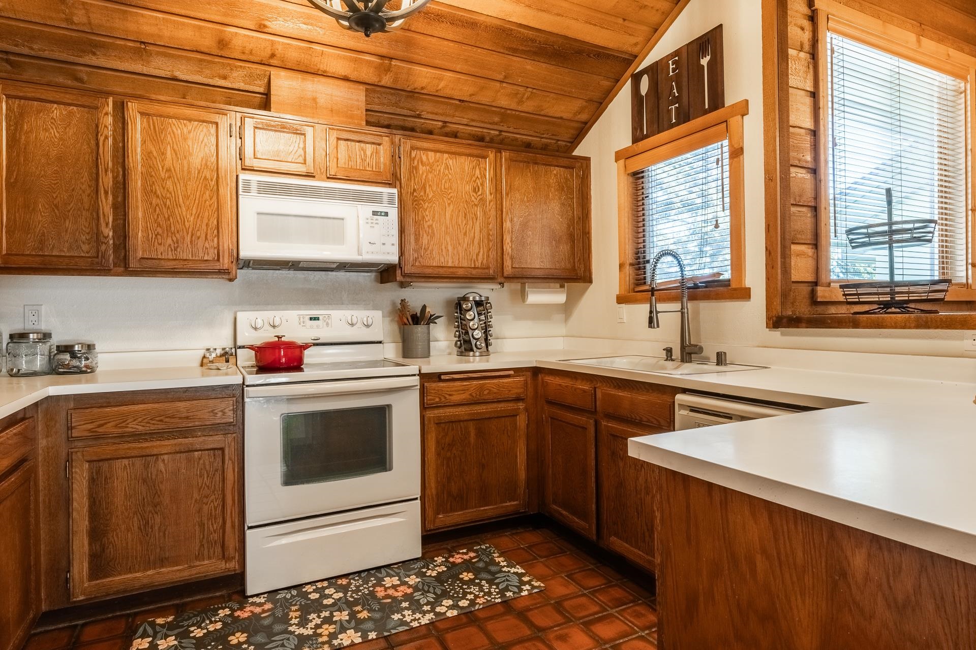 239 Solitude Unit: Snowcreek II #239