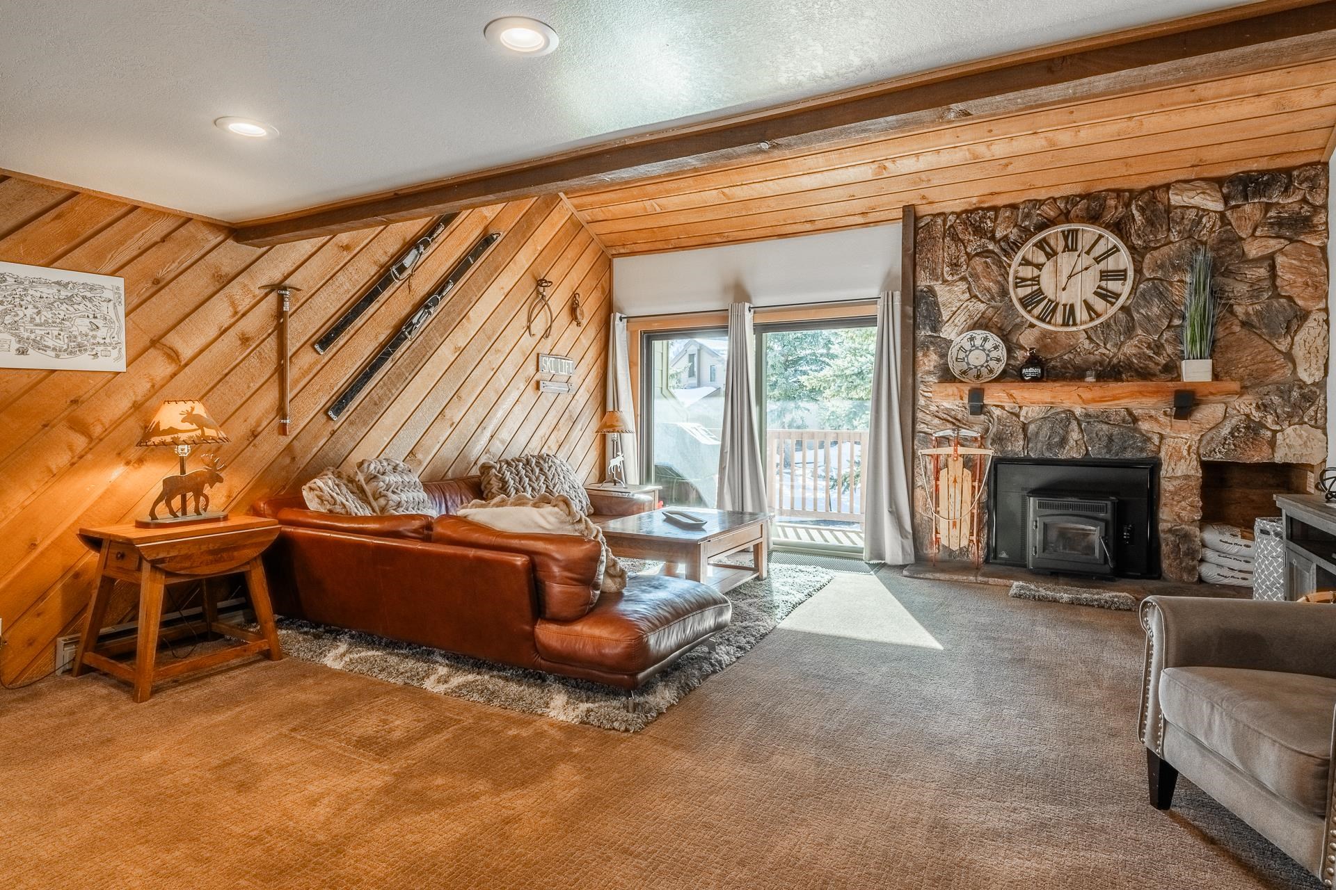 239 Solitude Unit: Snowcreek II #239