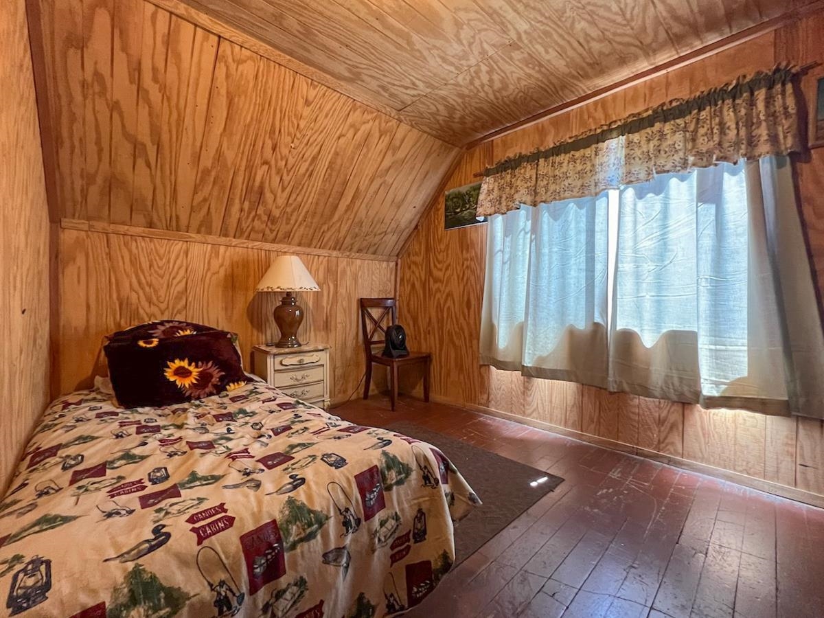 518 Twin Lakes Rd #49 Unit: Twin Lakes General Store