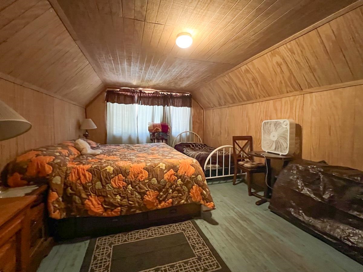 518 Twin Lakes Rd #49 Unit: Twin Lakes General Store