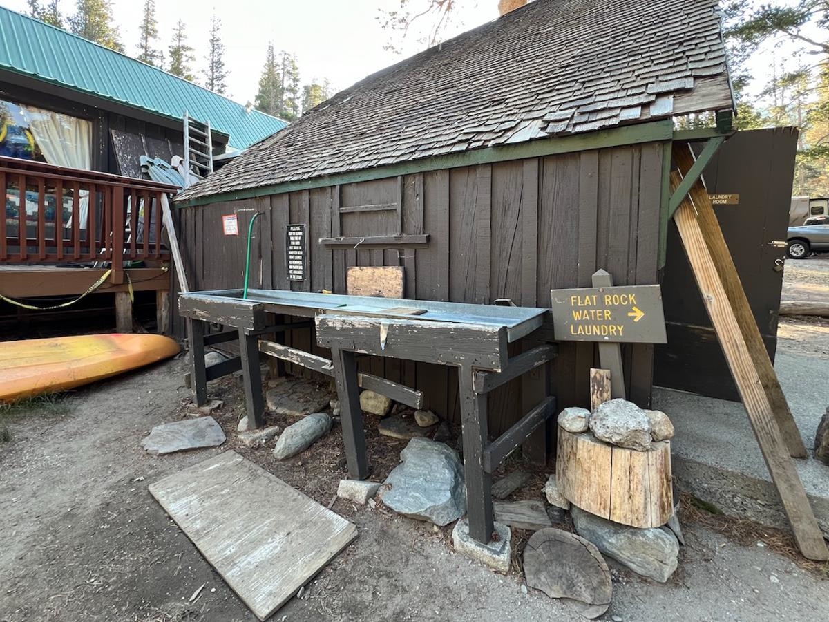 518 Twin Lakes Rd #49 Unit: Twin Lakes General Store