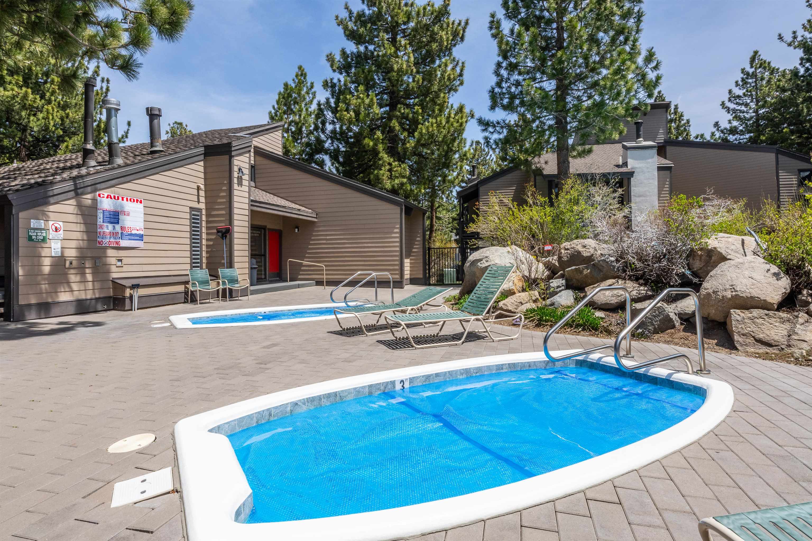 362 Old Mammoth Road Unit: Sherwin Villas #67