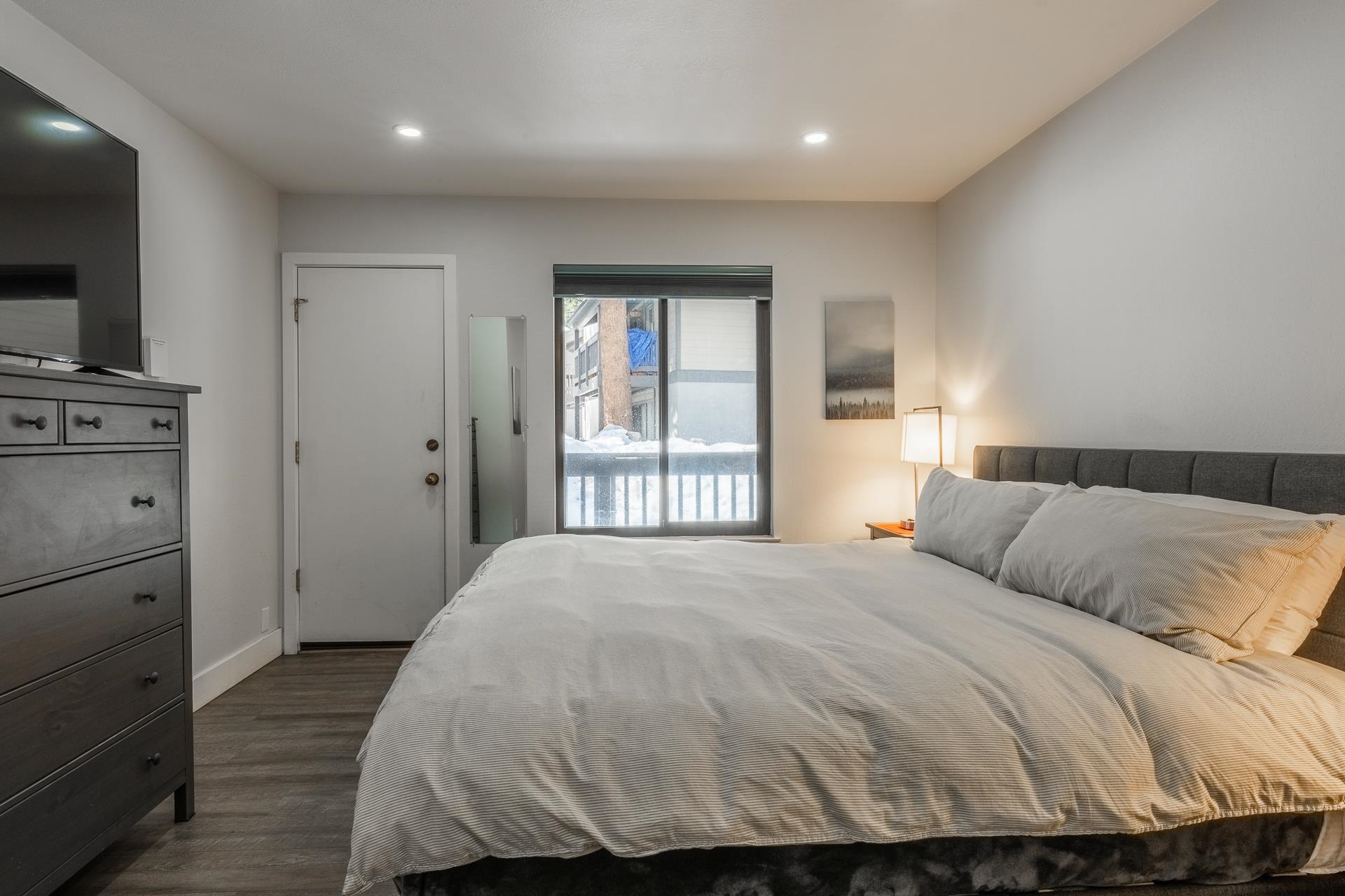 362 Old Mammoth Road Unit: Sherwin Villas #67