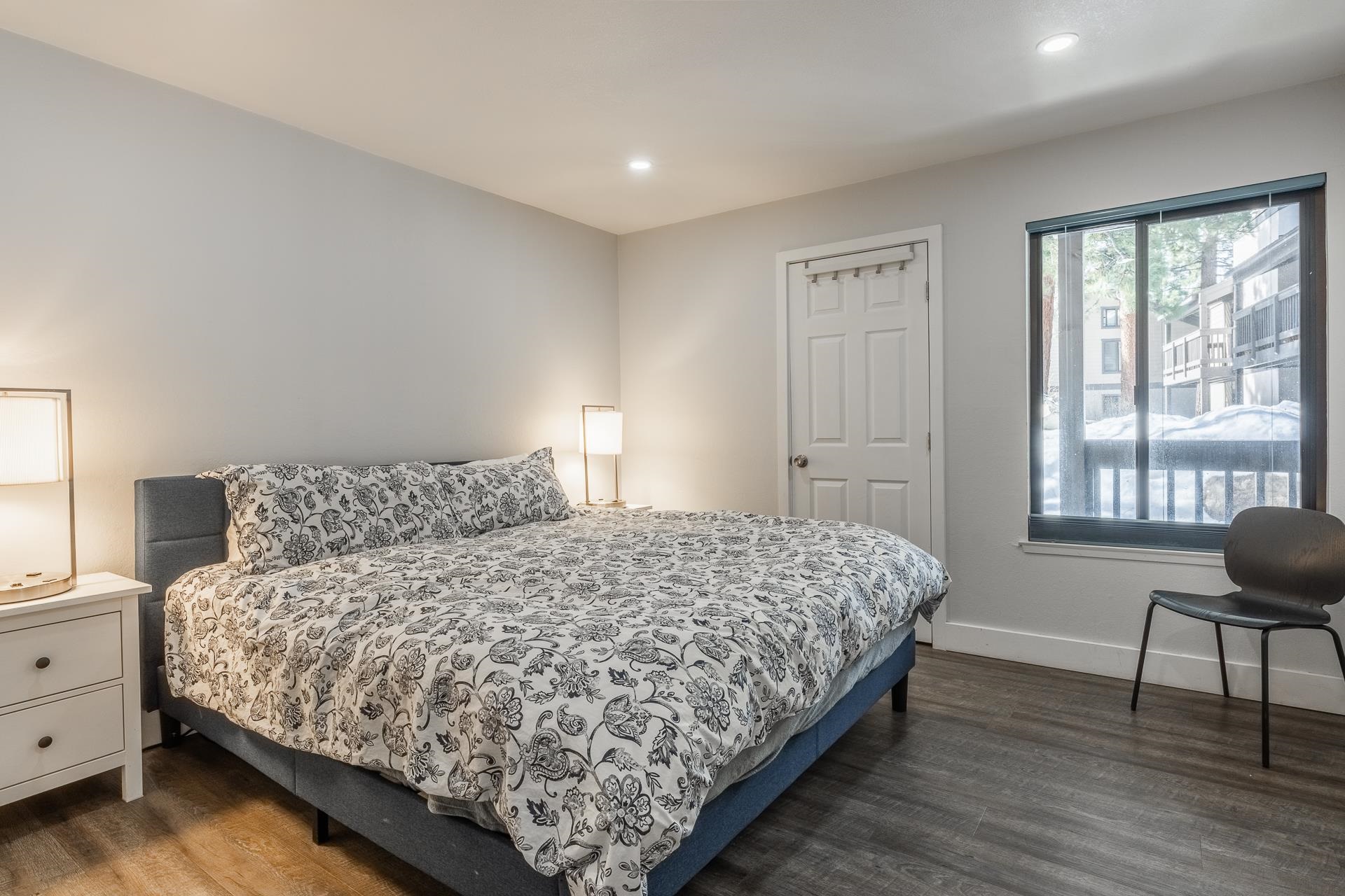 362 Old Mammoth Road Unit: Sherwin Villas #67