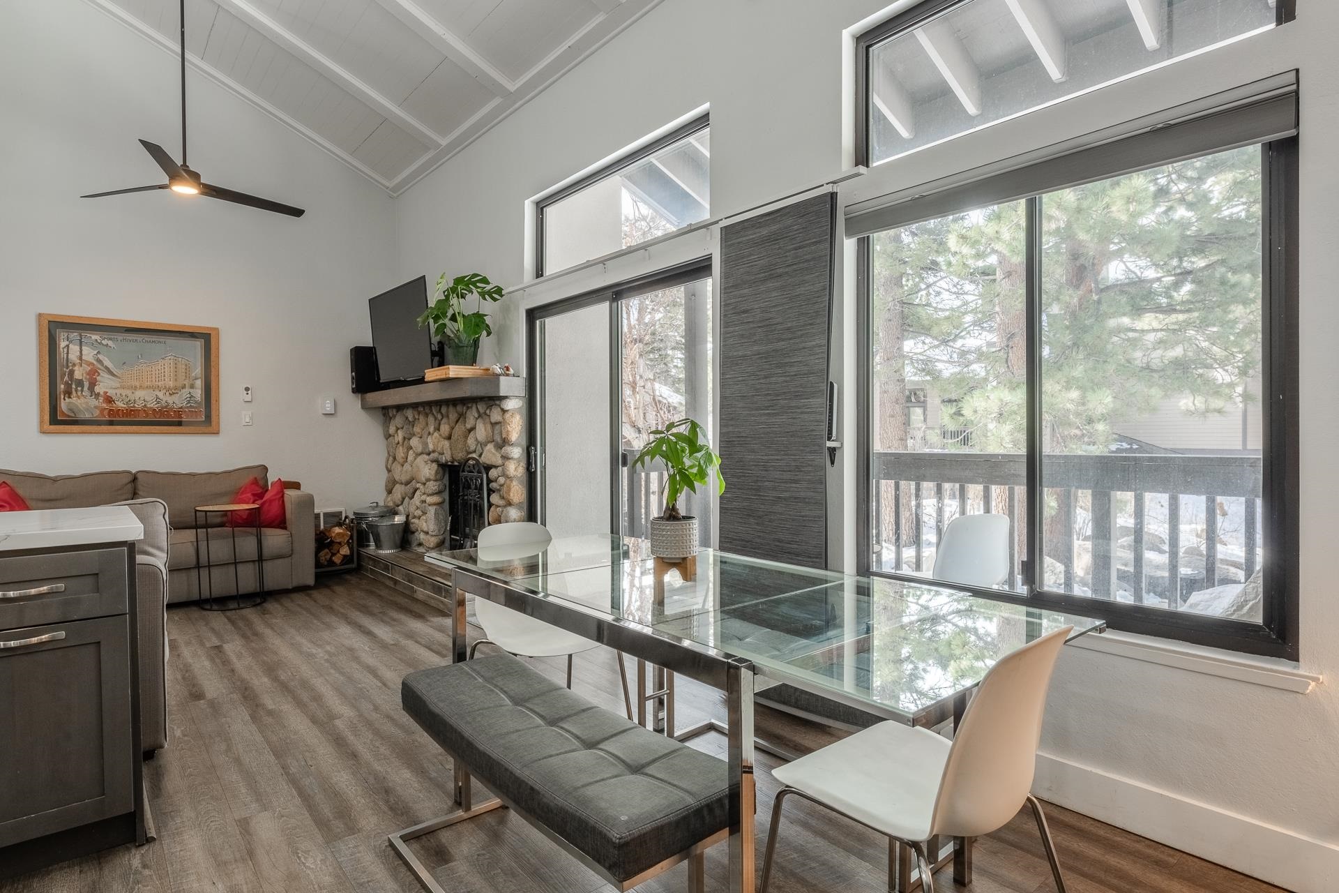 362 Old Mammoth Road Unit: Sherwin Villas #67