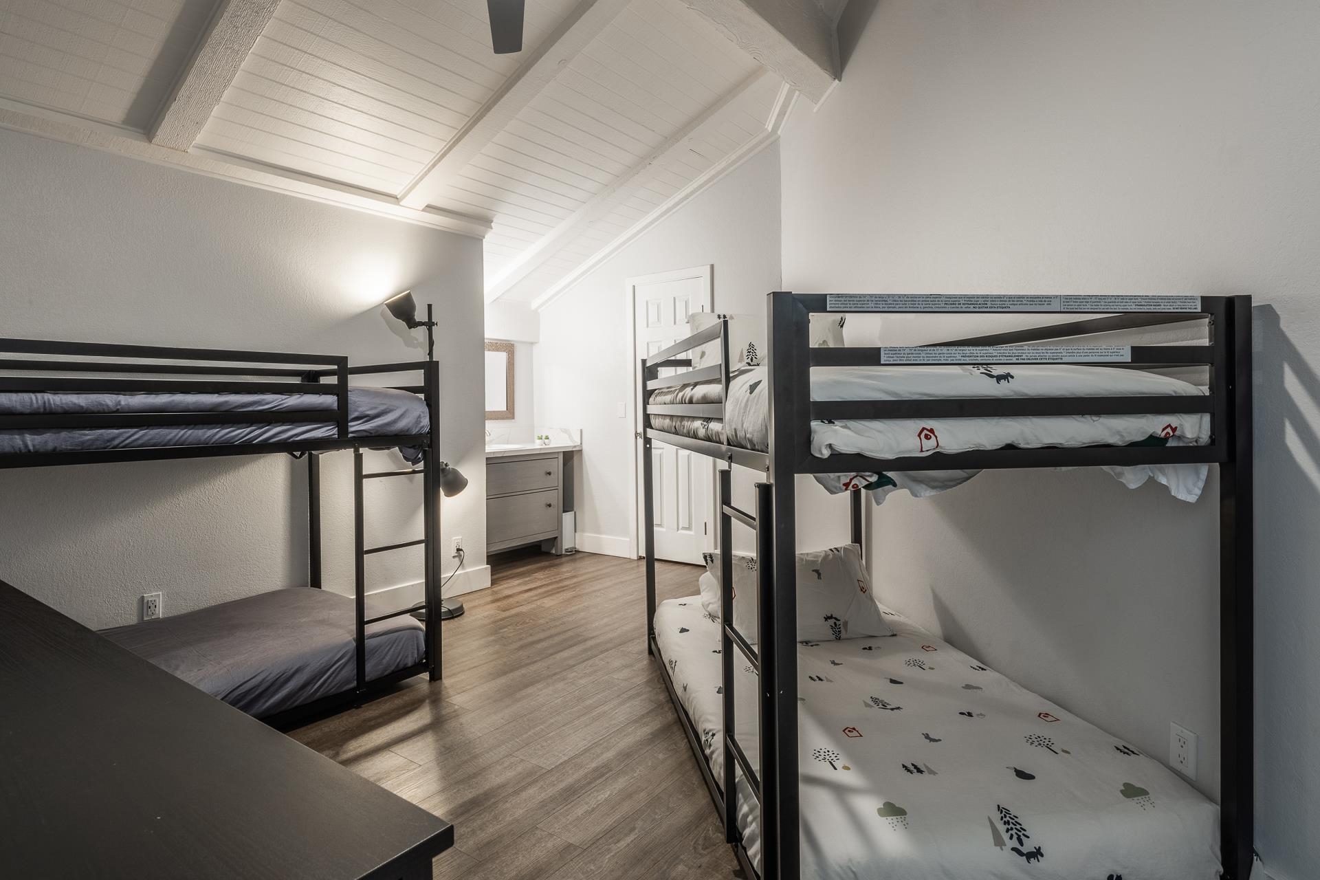 362 Old Mammoth Road Unit: Sherwin Villas #67