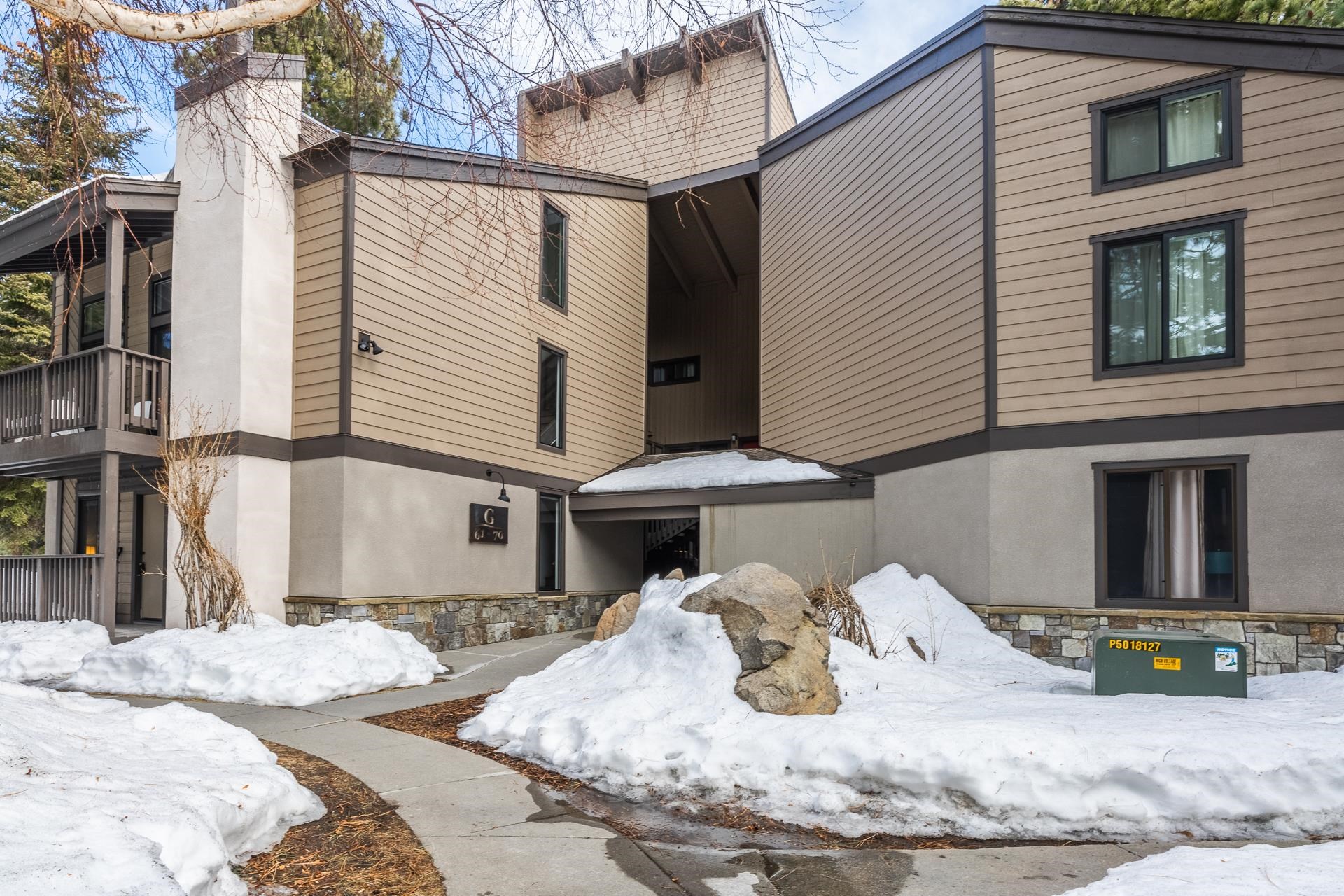 362 Old Mammoth Road Unit: Sherwin Villas #67