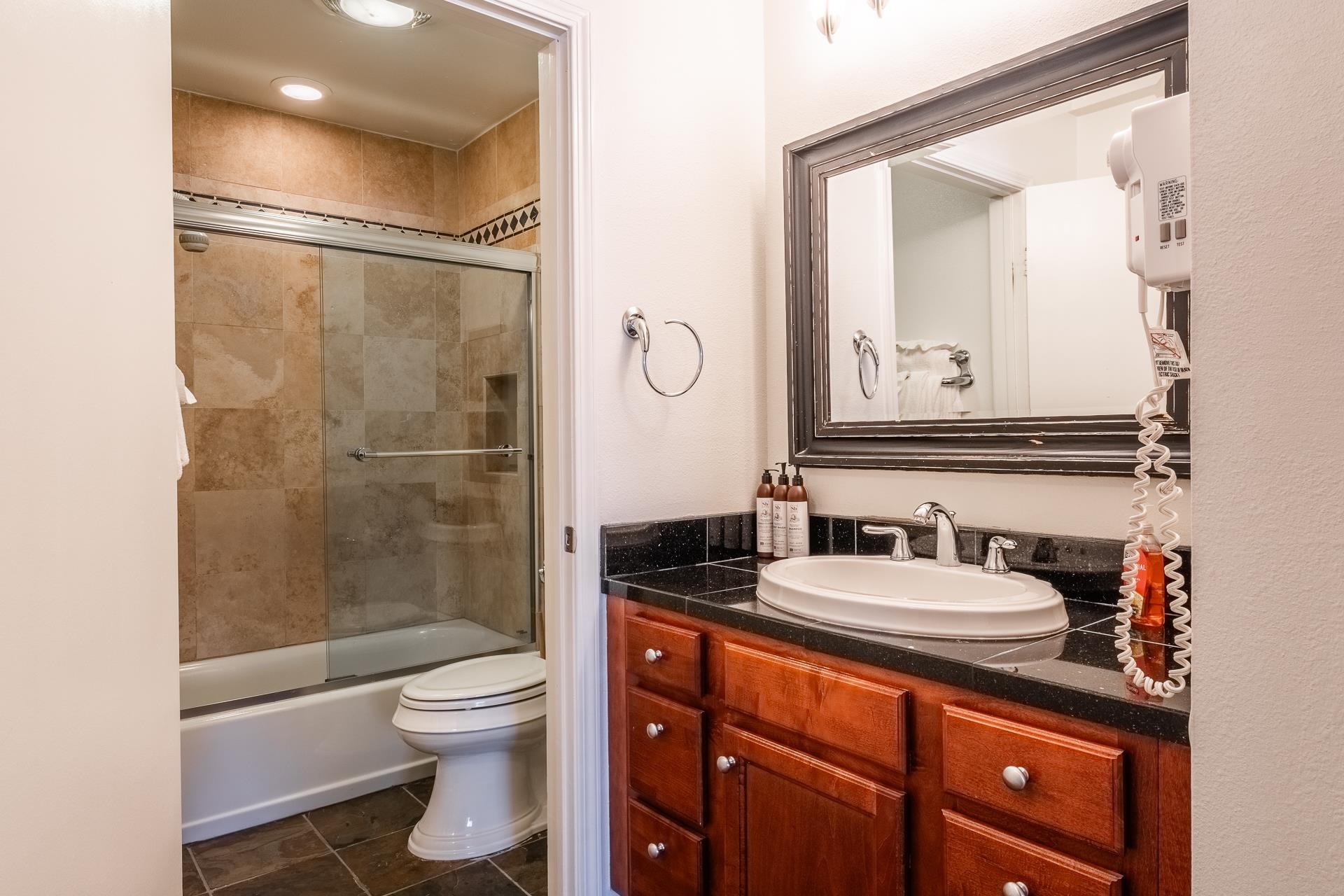 3253 Meridian Blvd #A-208