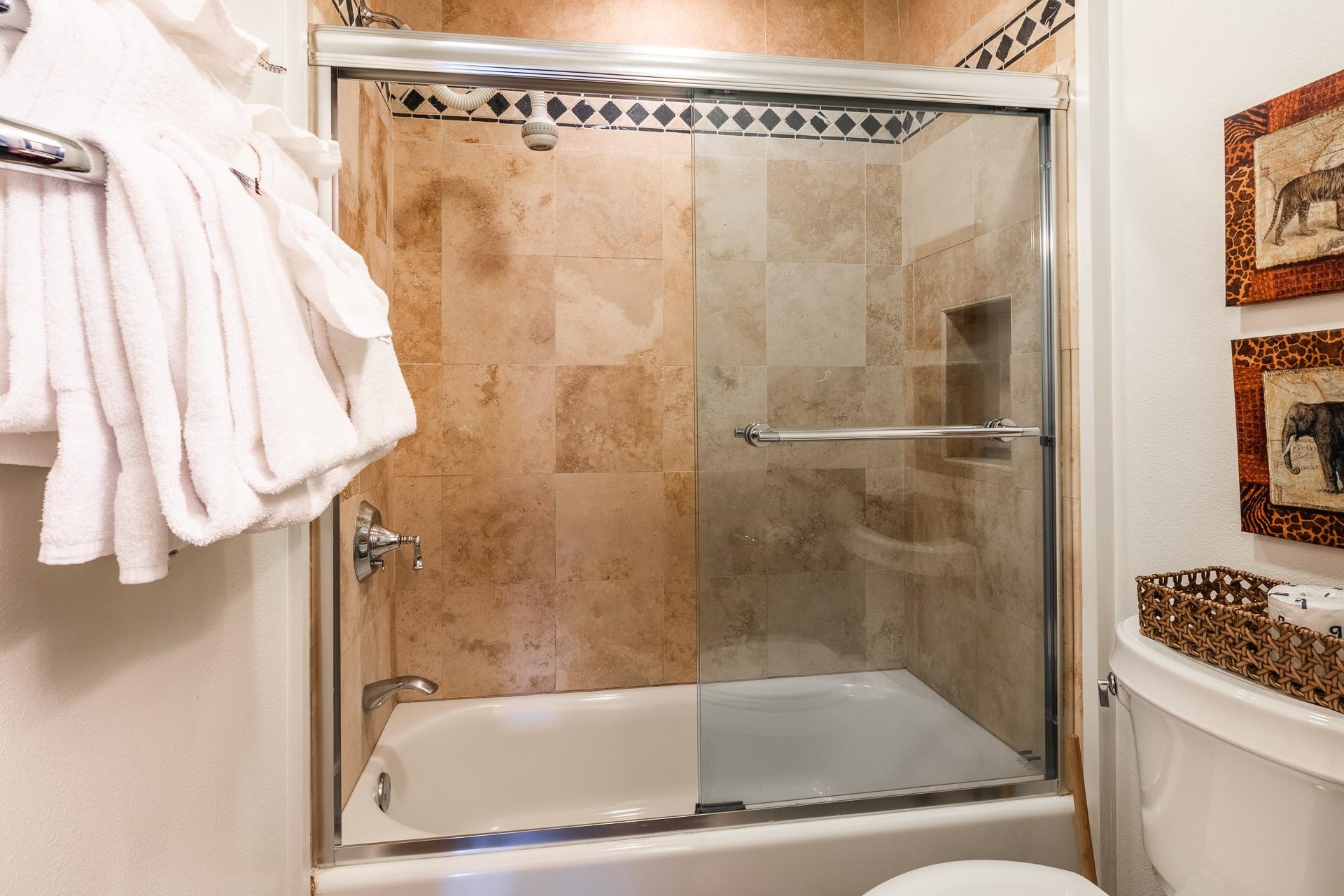 3253 Meridian Blvd #A-208