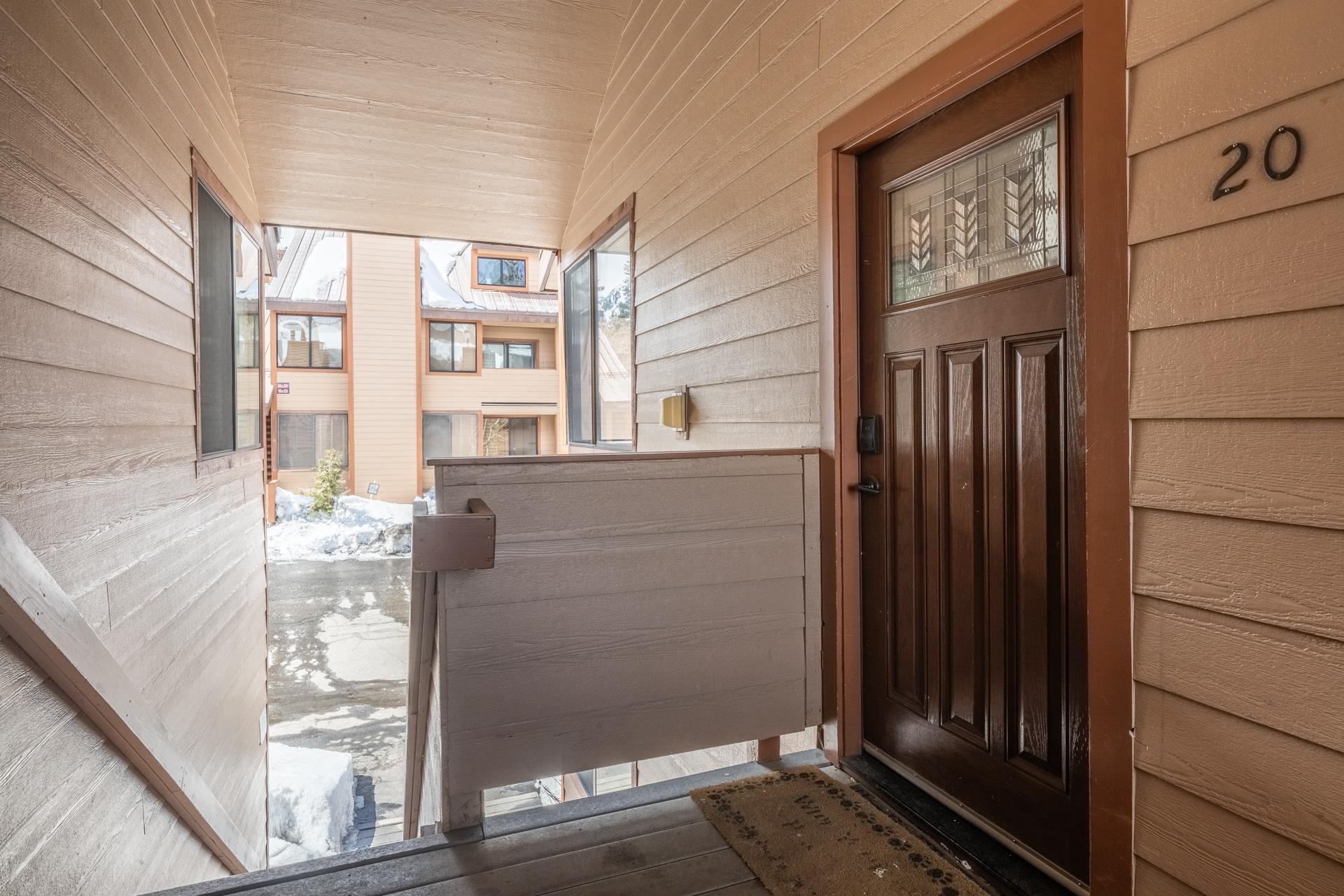 161 Horseshoe Unit: #20