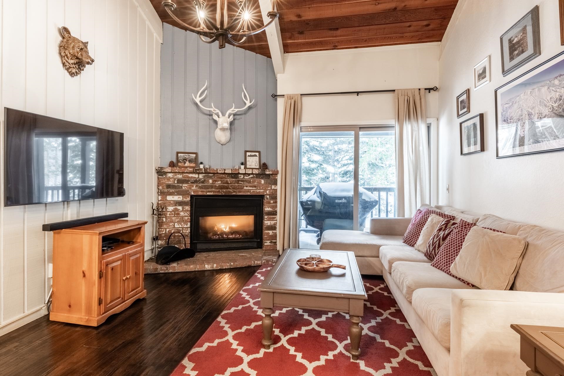 803 Canyon Blvd #80
