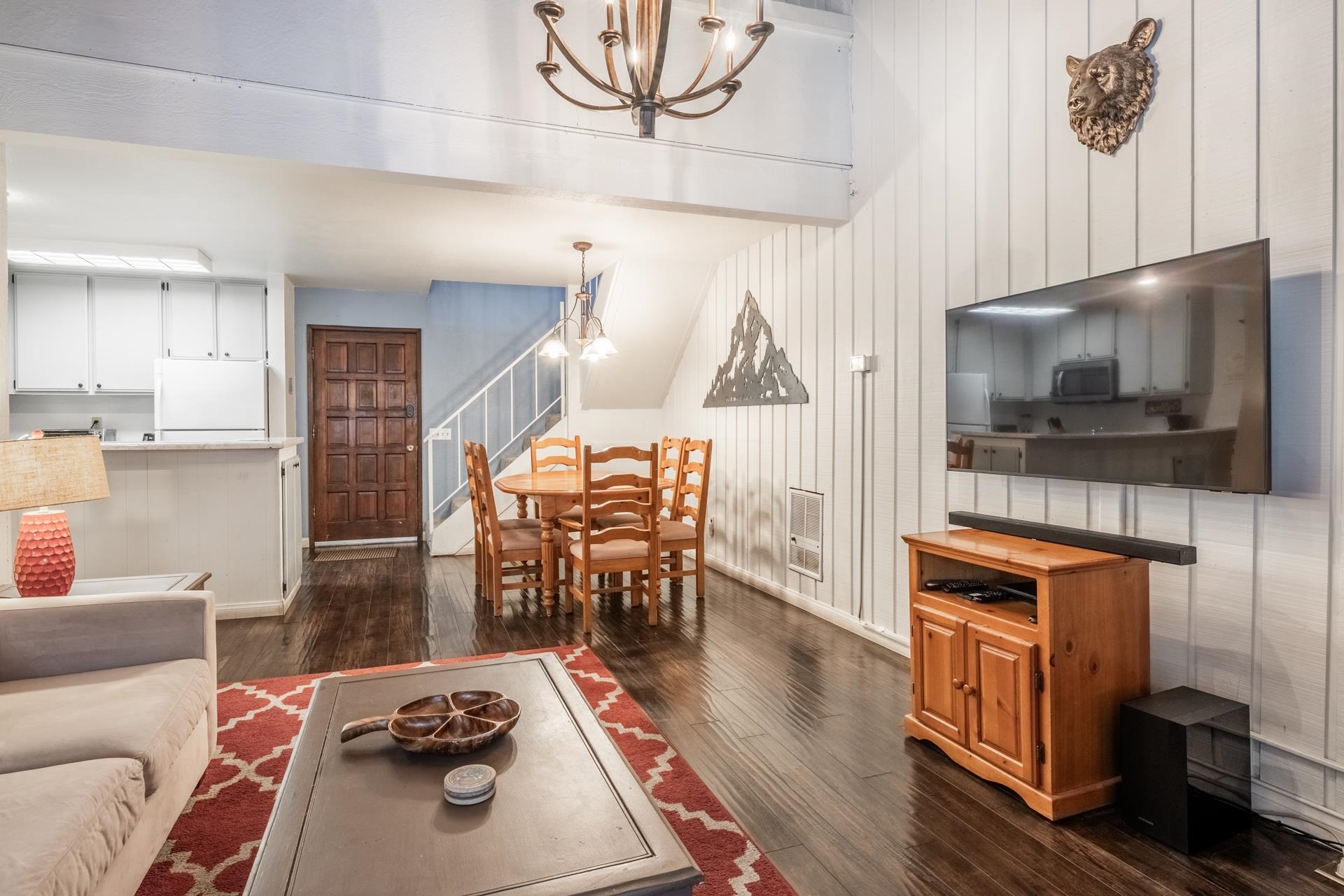 803 Canyon Blvd #80