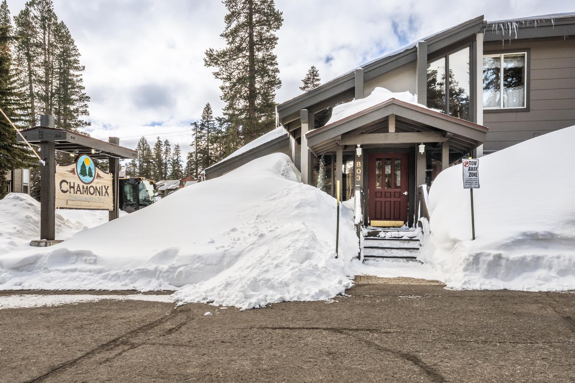 803 Canyon Blvd #80